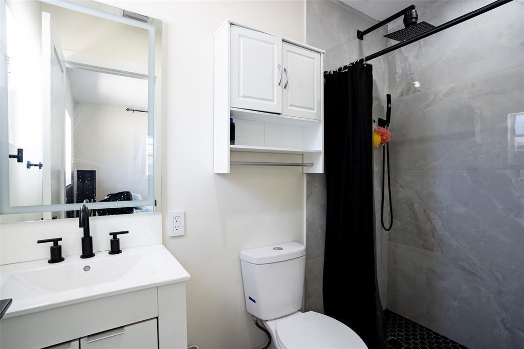 1030 SW 8 Avenue, Deerfield Beach