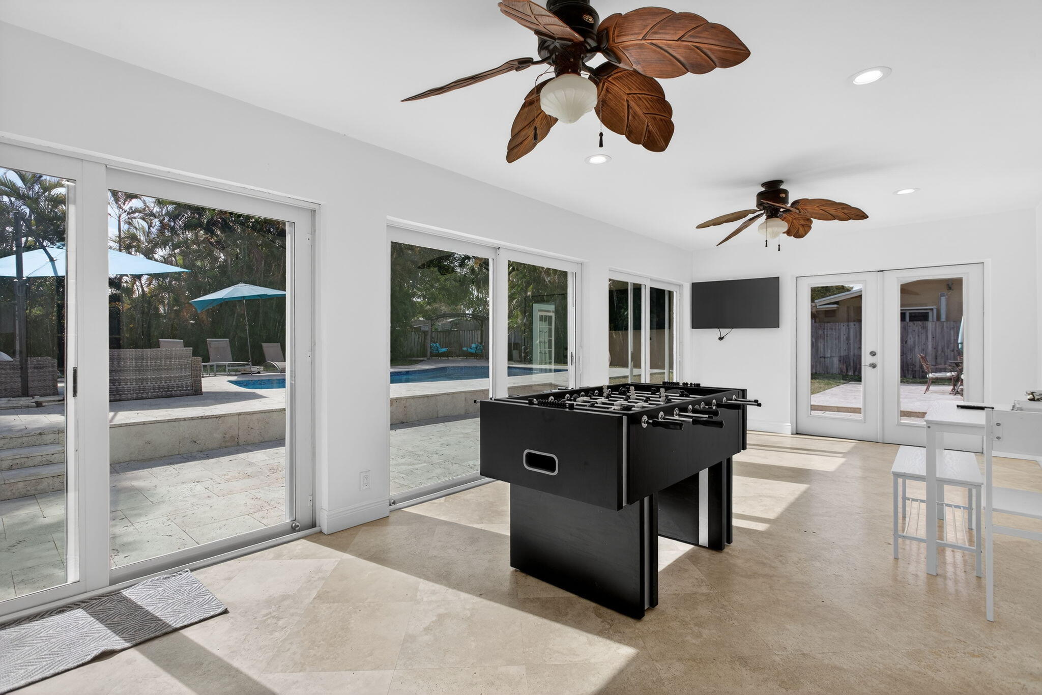 736 NE 34th Court, Oakland Park