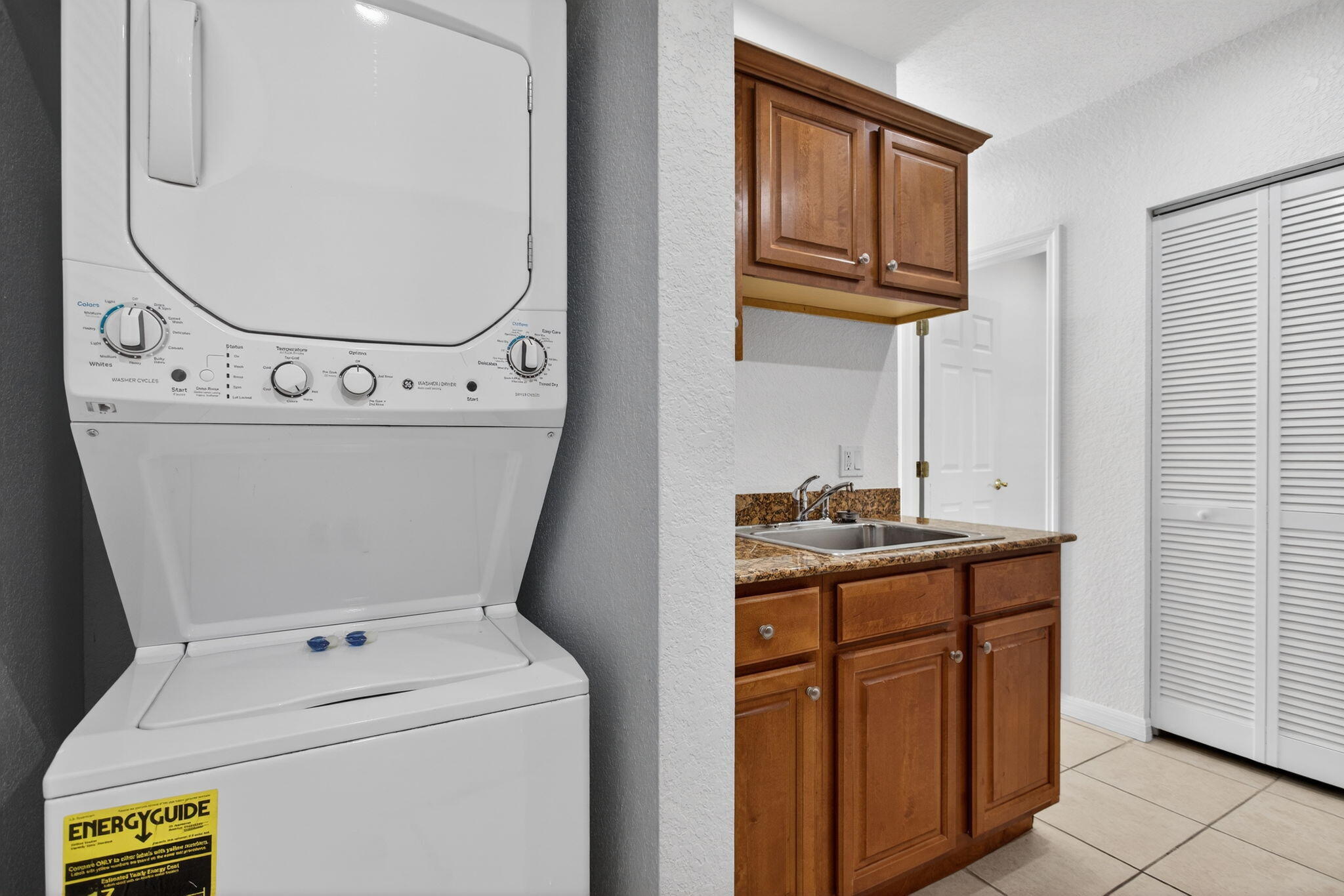 736 NE 34th Court, Oakland Park