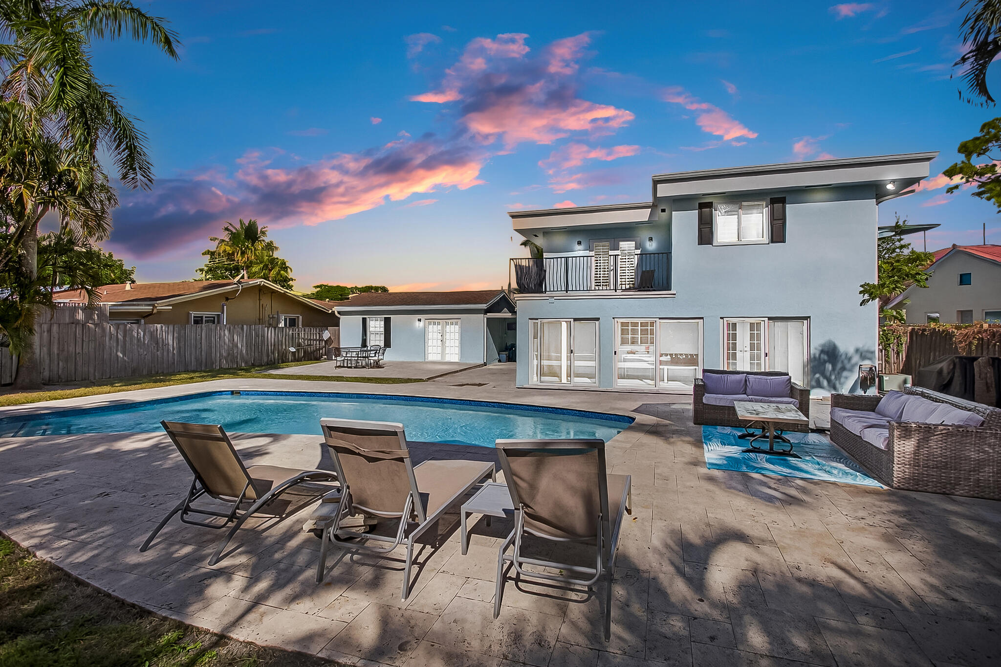 736 NE 34th Court, Oakland Park