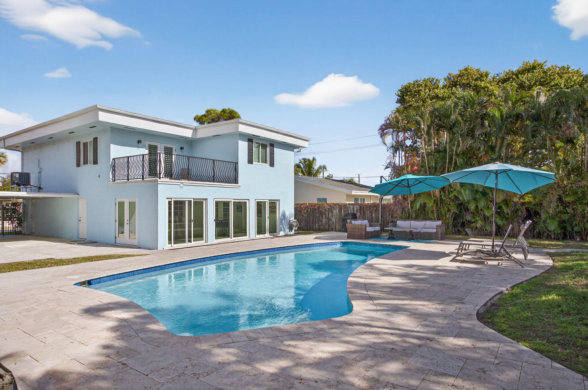 736 NE 34th Court, Oakland Park