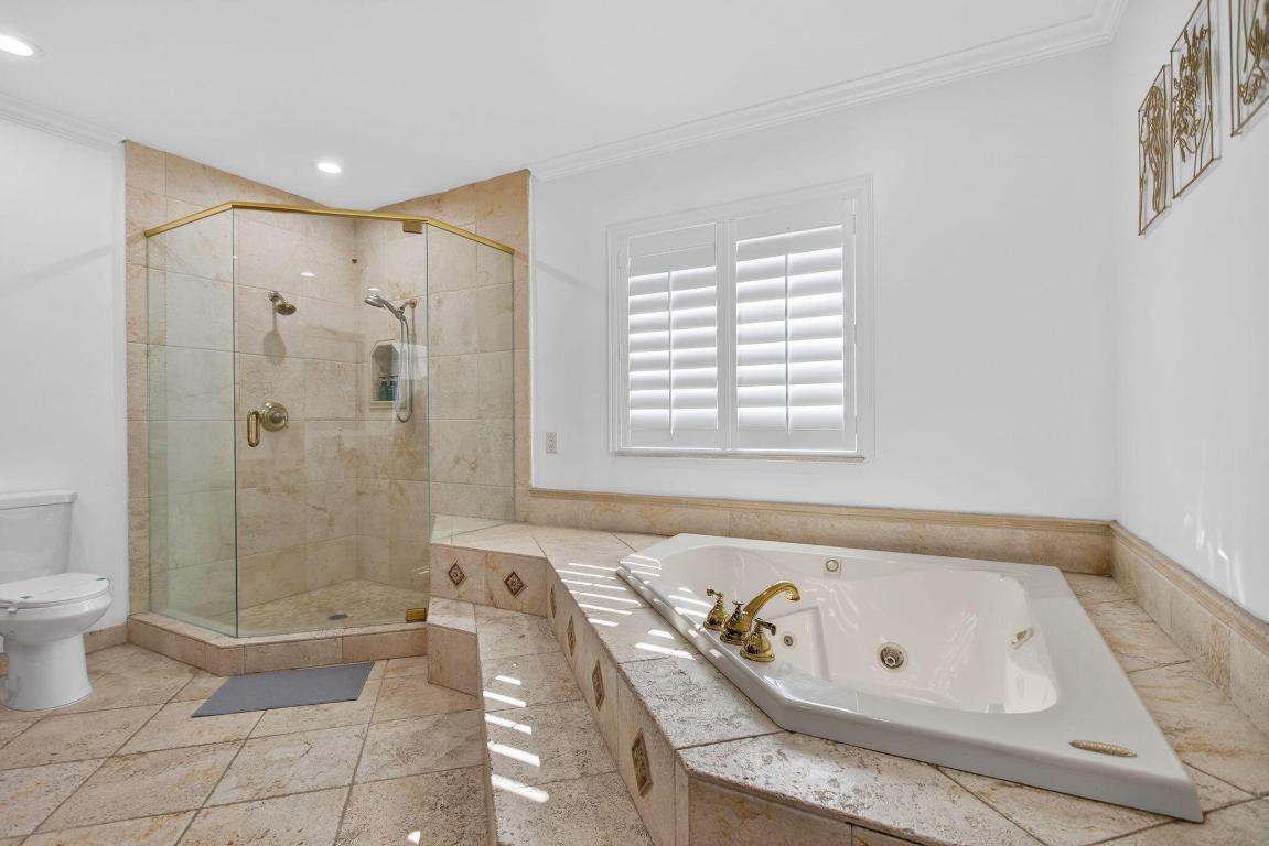 736 NE 34th Court, Oakland Park