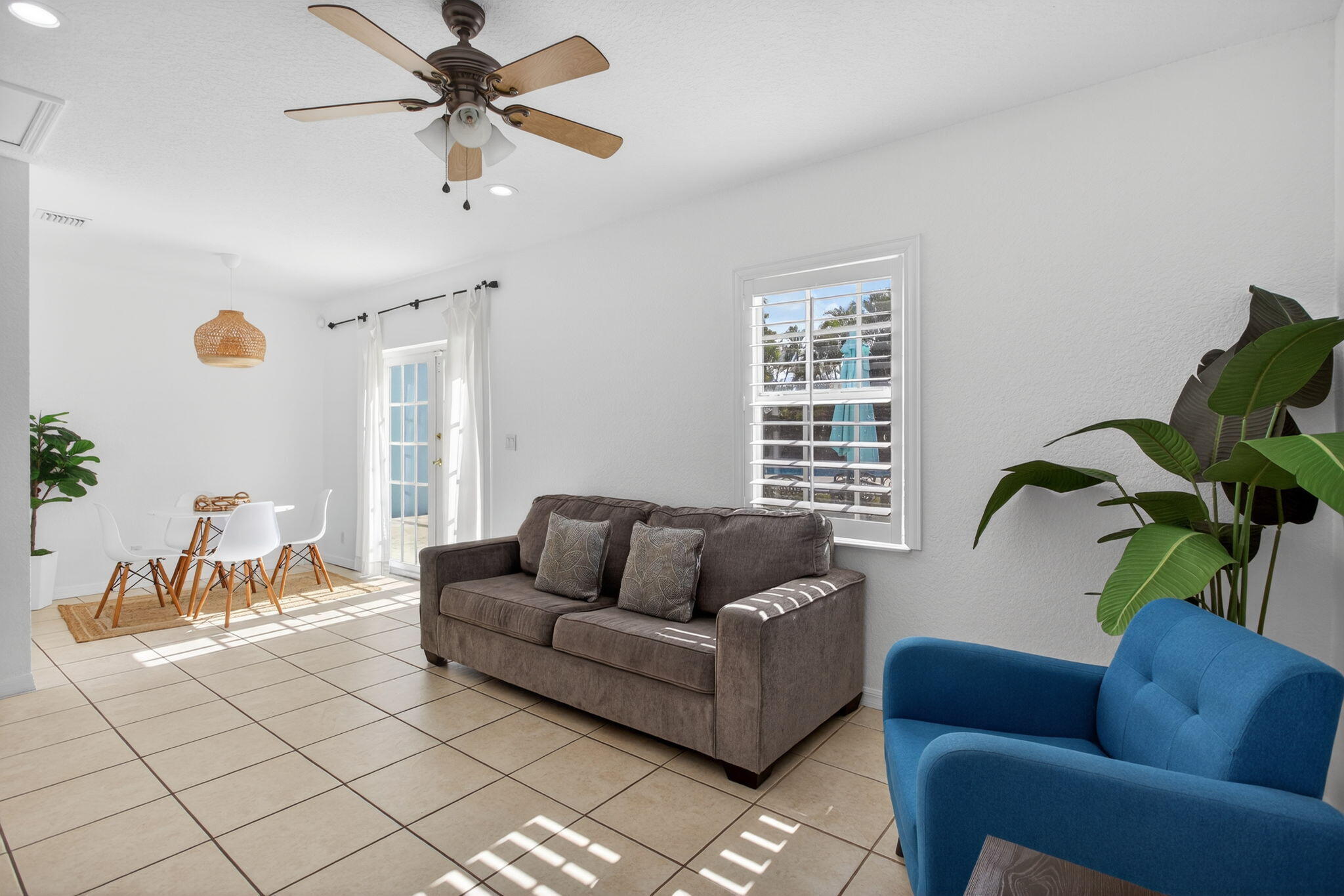 736 NE 34th Court, Oakland Park