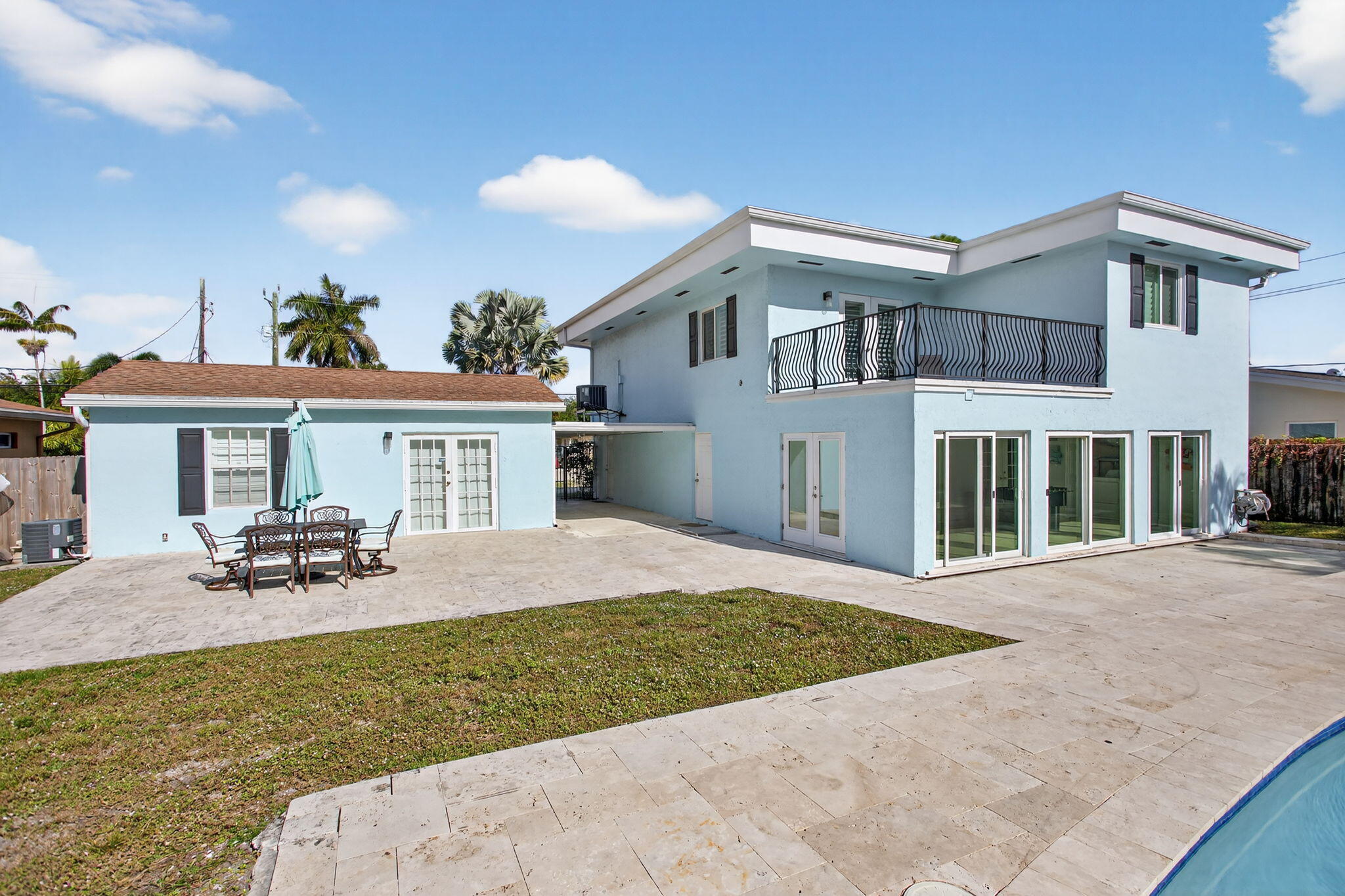 736 NE 34th Court, Oakland Park