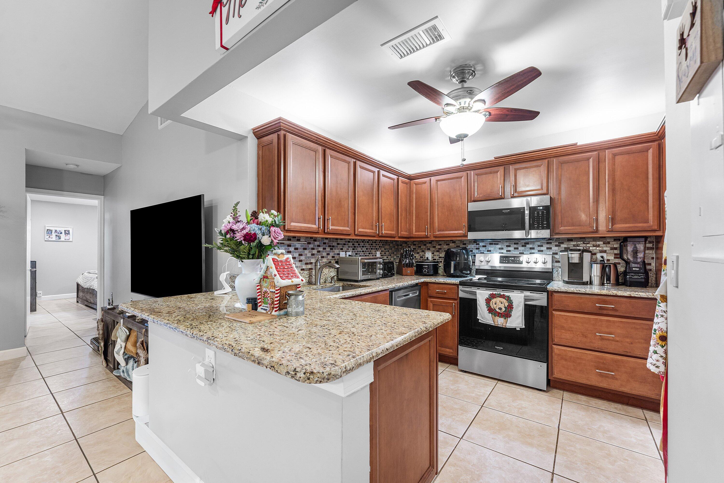 114 Centennial Court 114