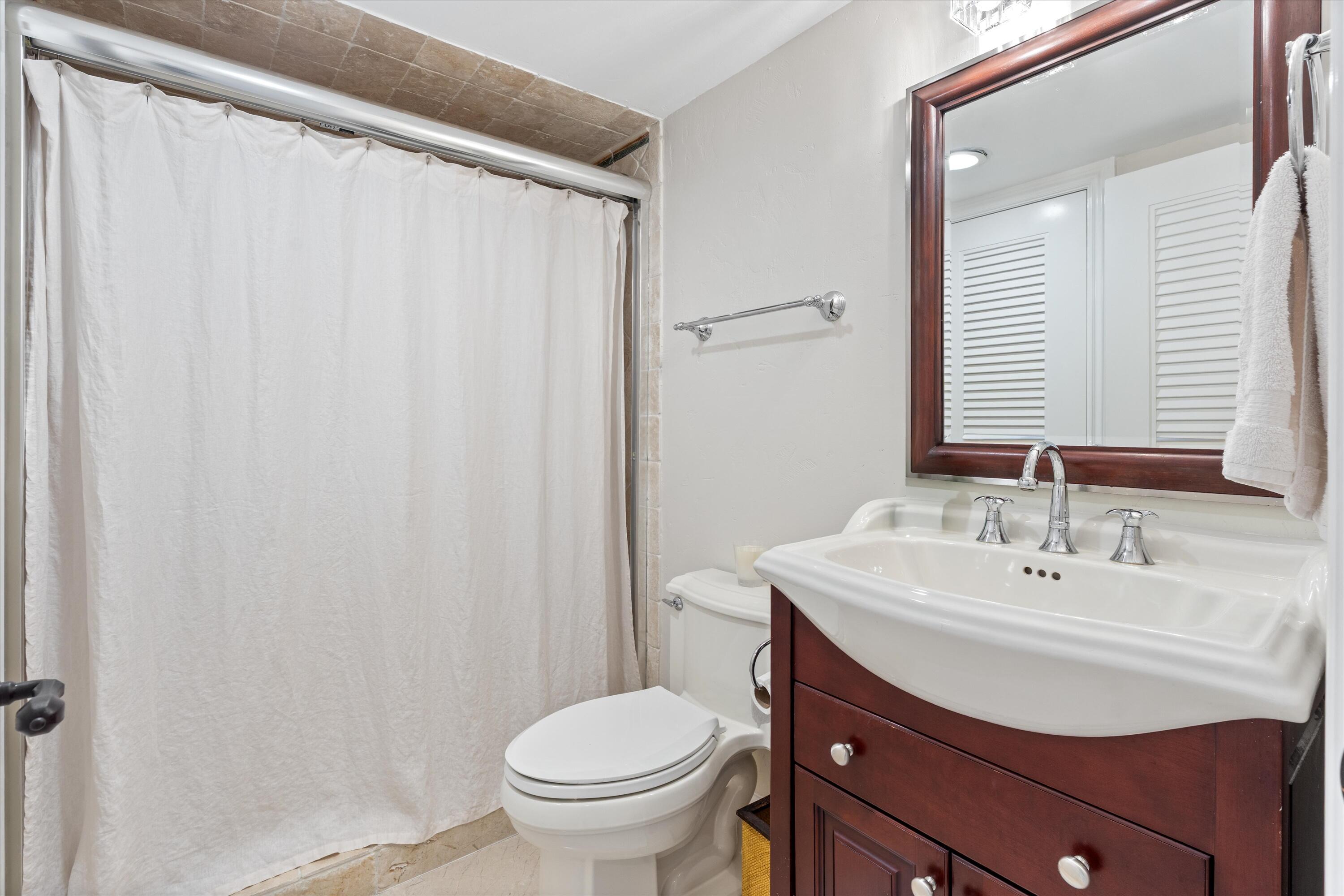 250 S Ocean Blvd 14e