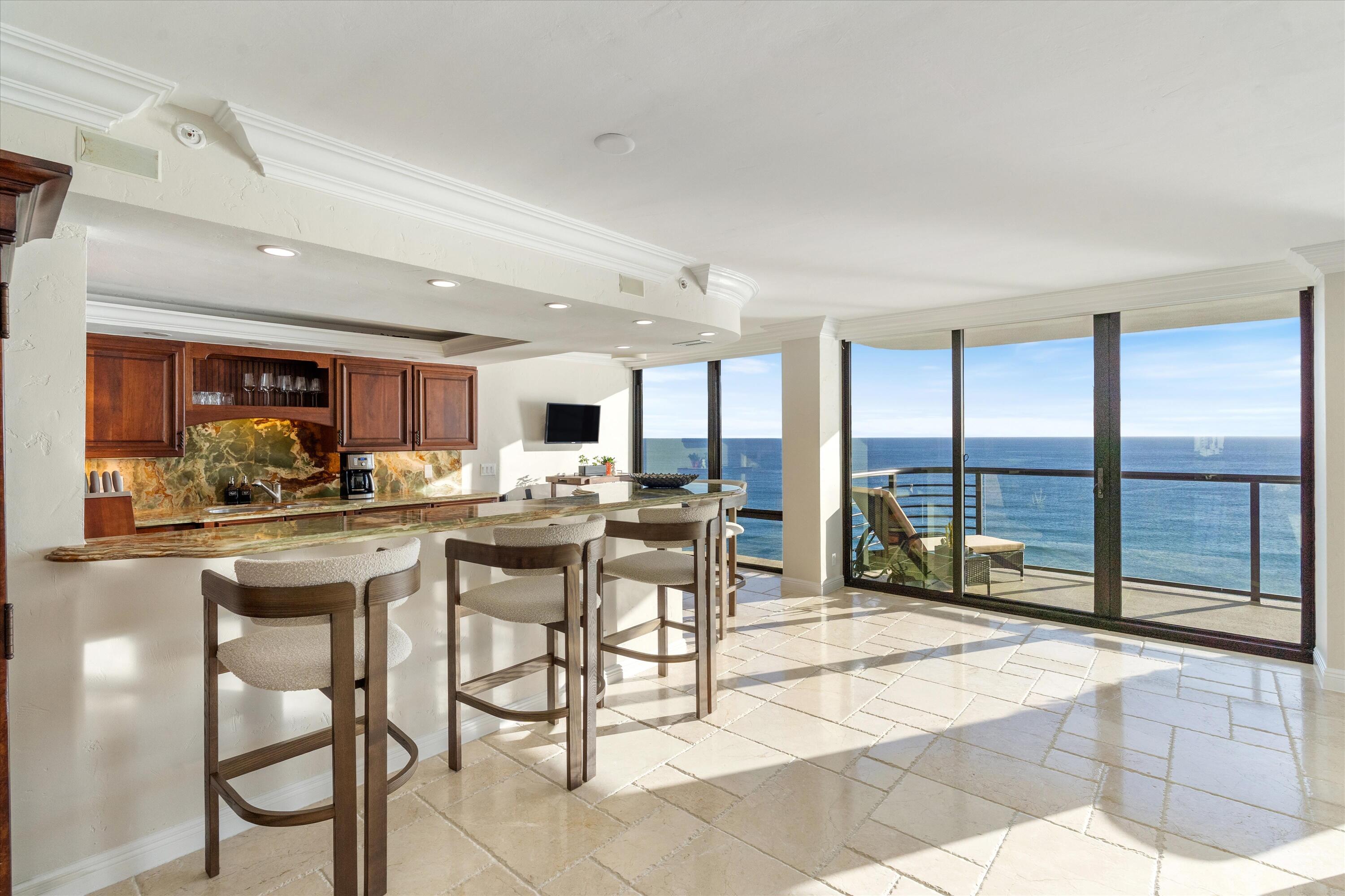 250 S Ocean Blvd 14e