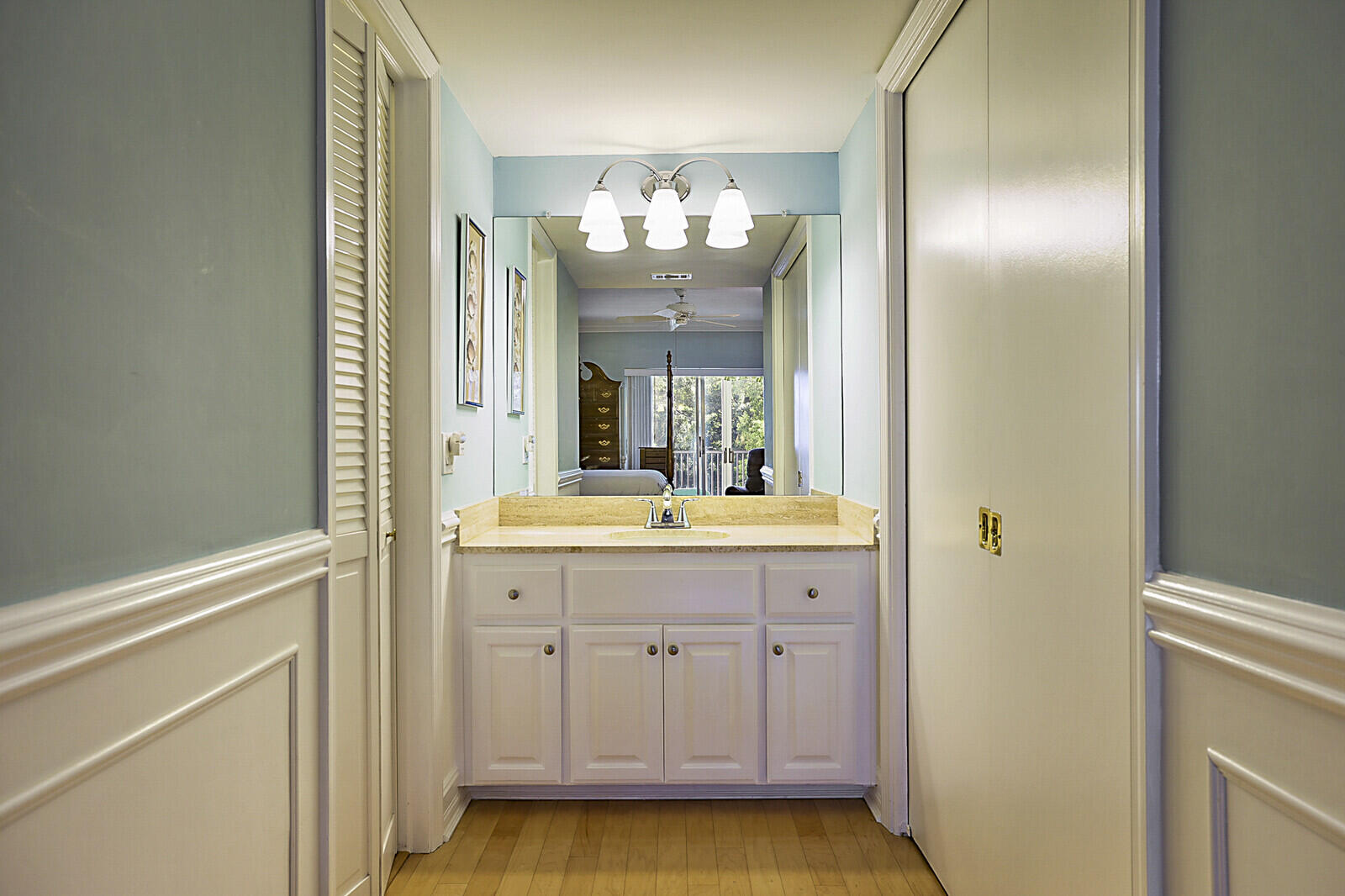 700 NE Harbour Terrace 2310