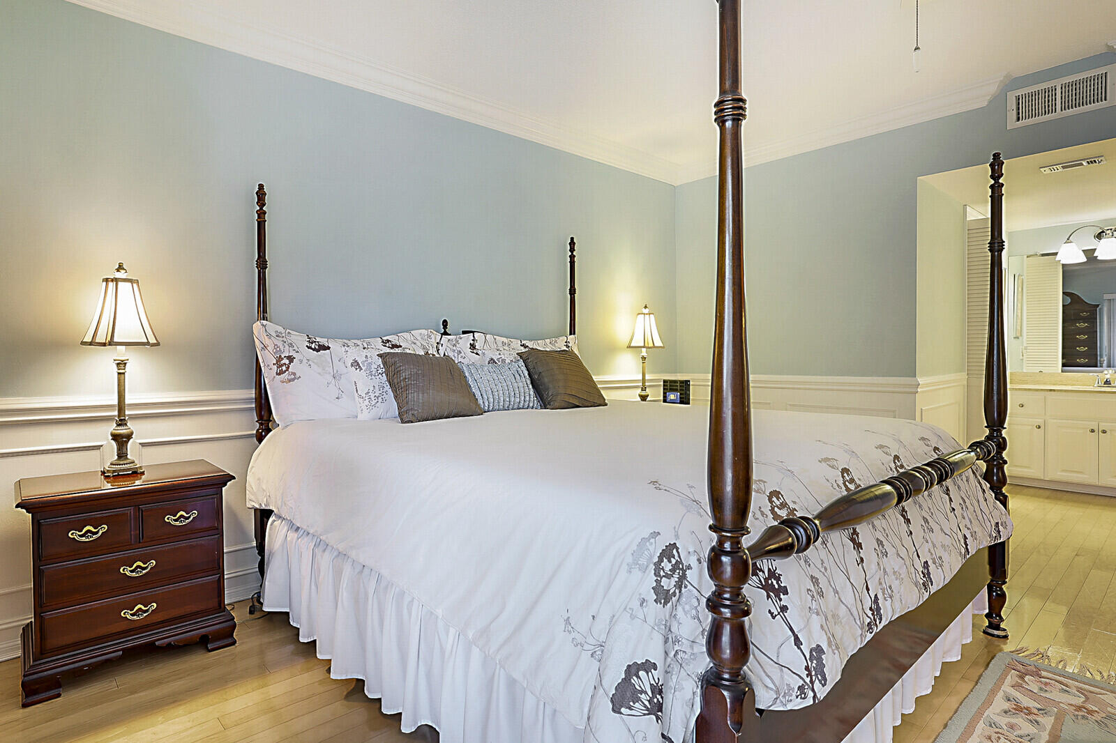 700 NE Harbour Terrace 2310