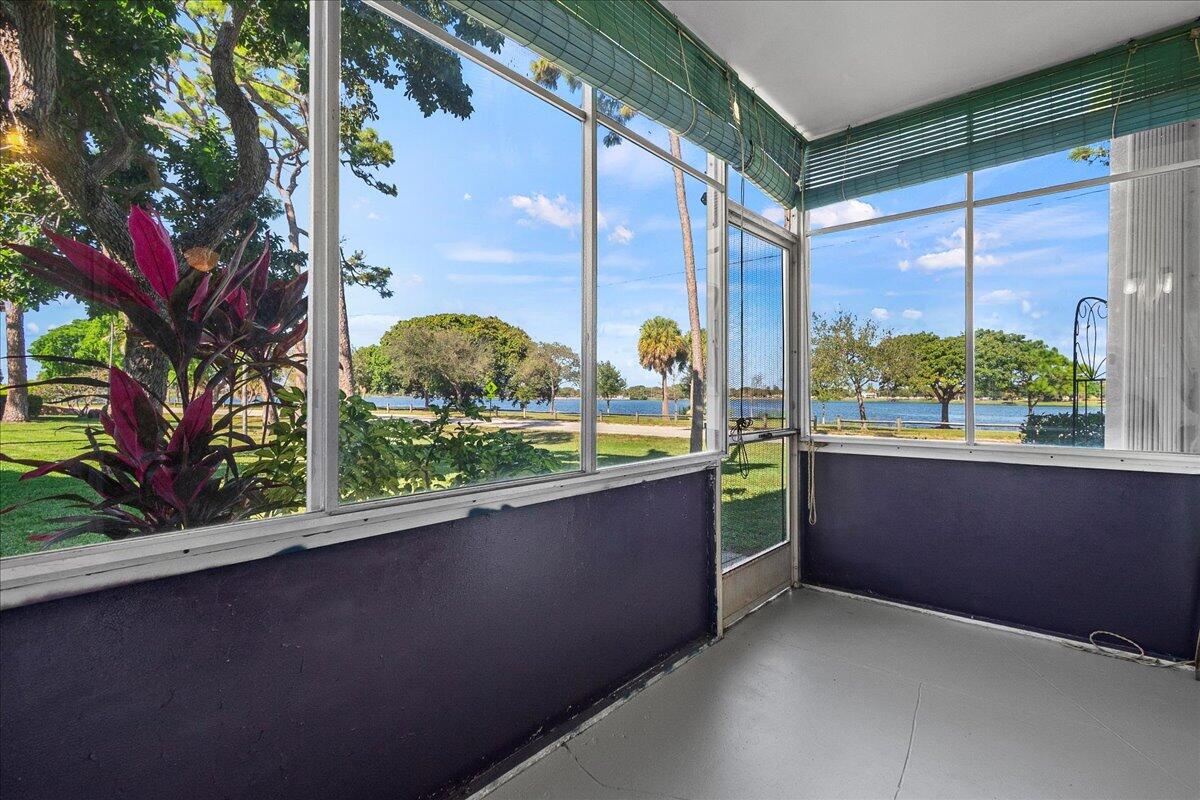 2004 Lake Osborne Drive 1