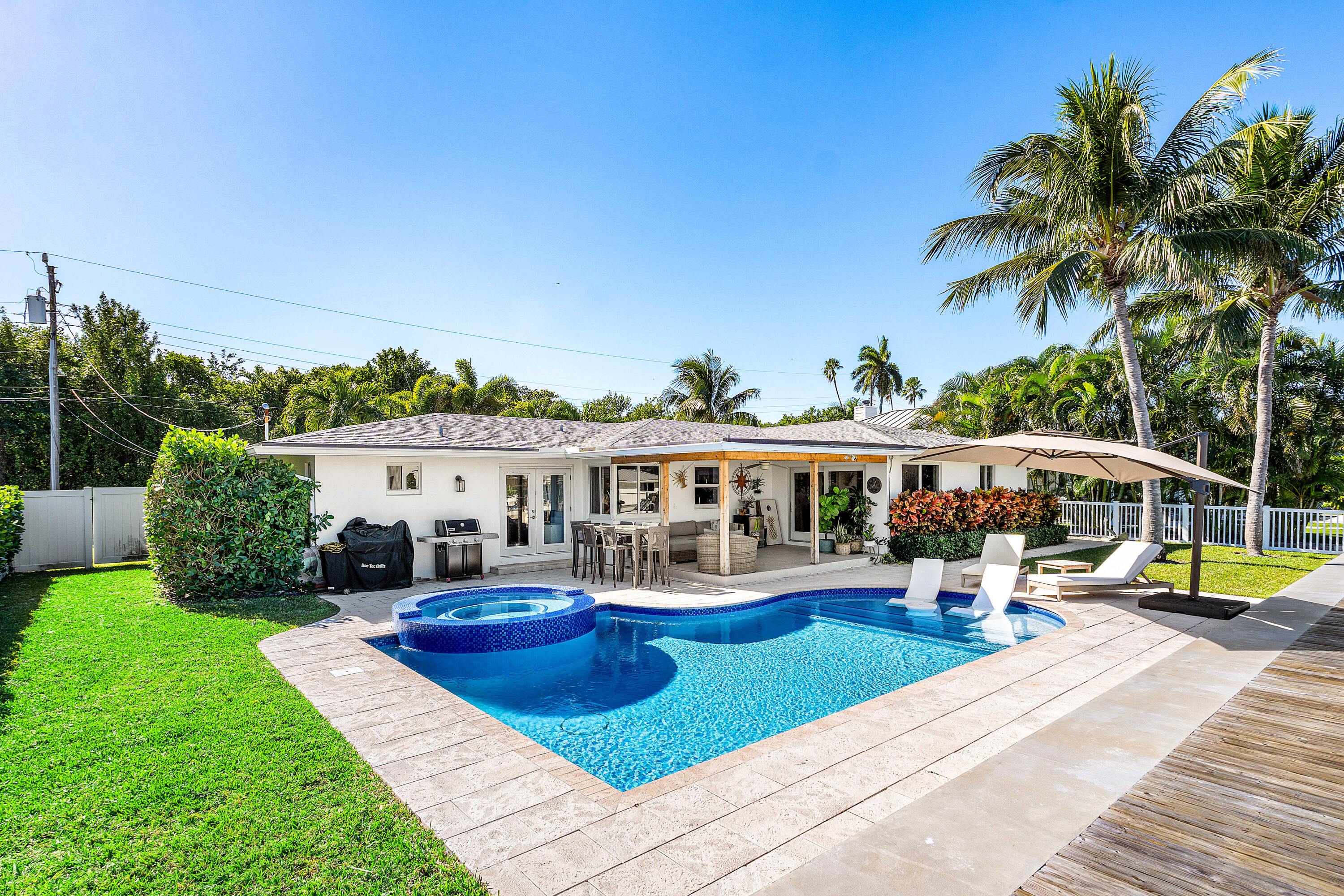 150 Periwinkle Drive