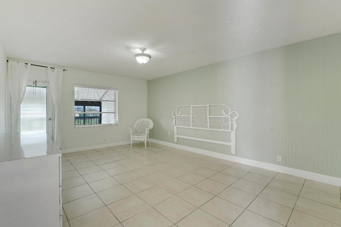 13679 Date Palm Court B