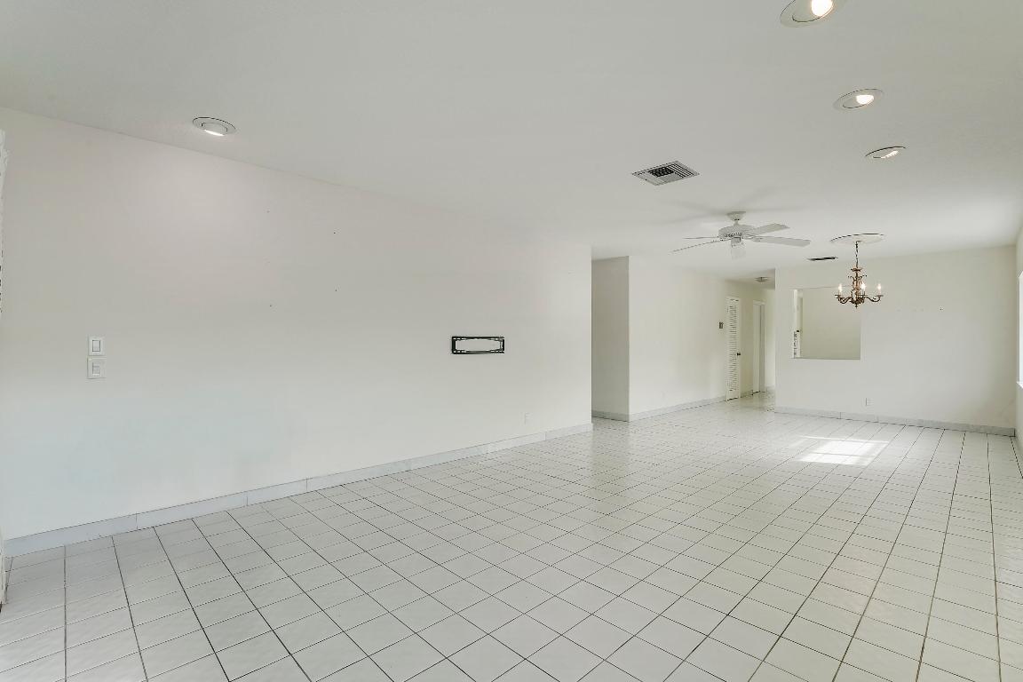 13679 Date Palm Court B