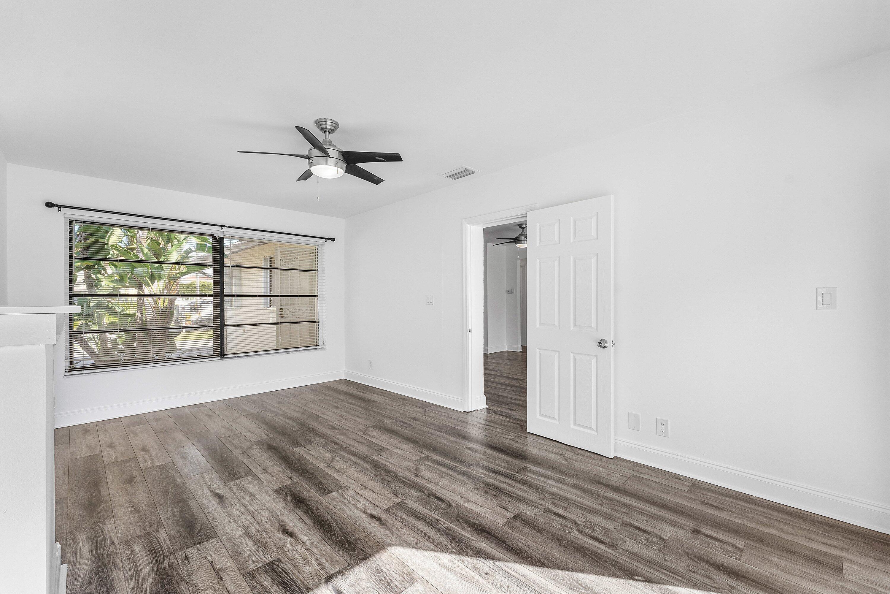 500 NE 48th Street