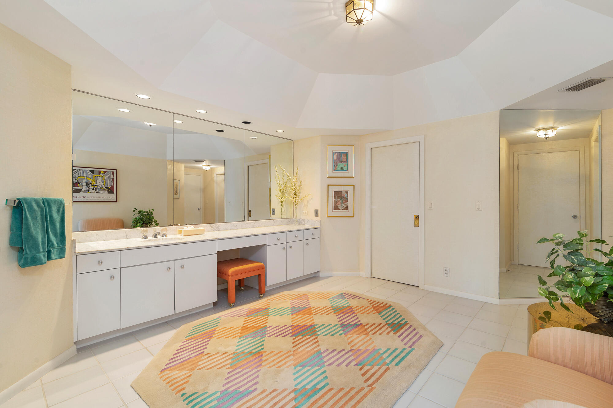 2000 S Ocean Boulevard 208-S