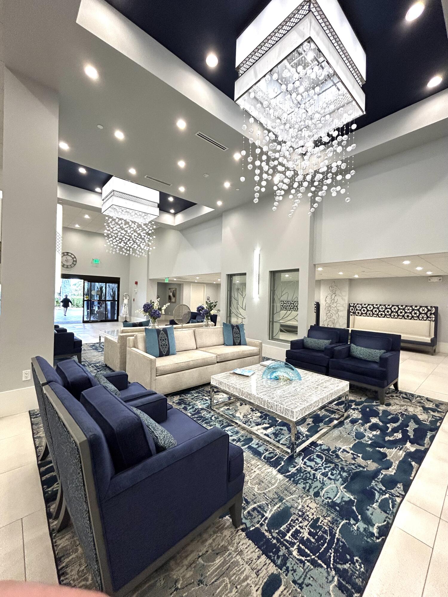 7286 Huntington Lane 204