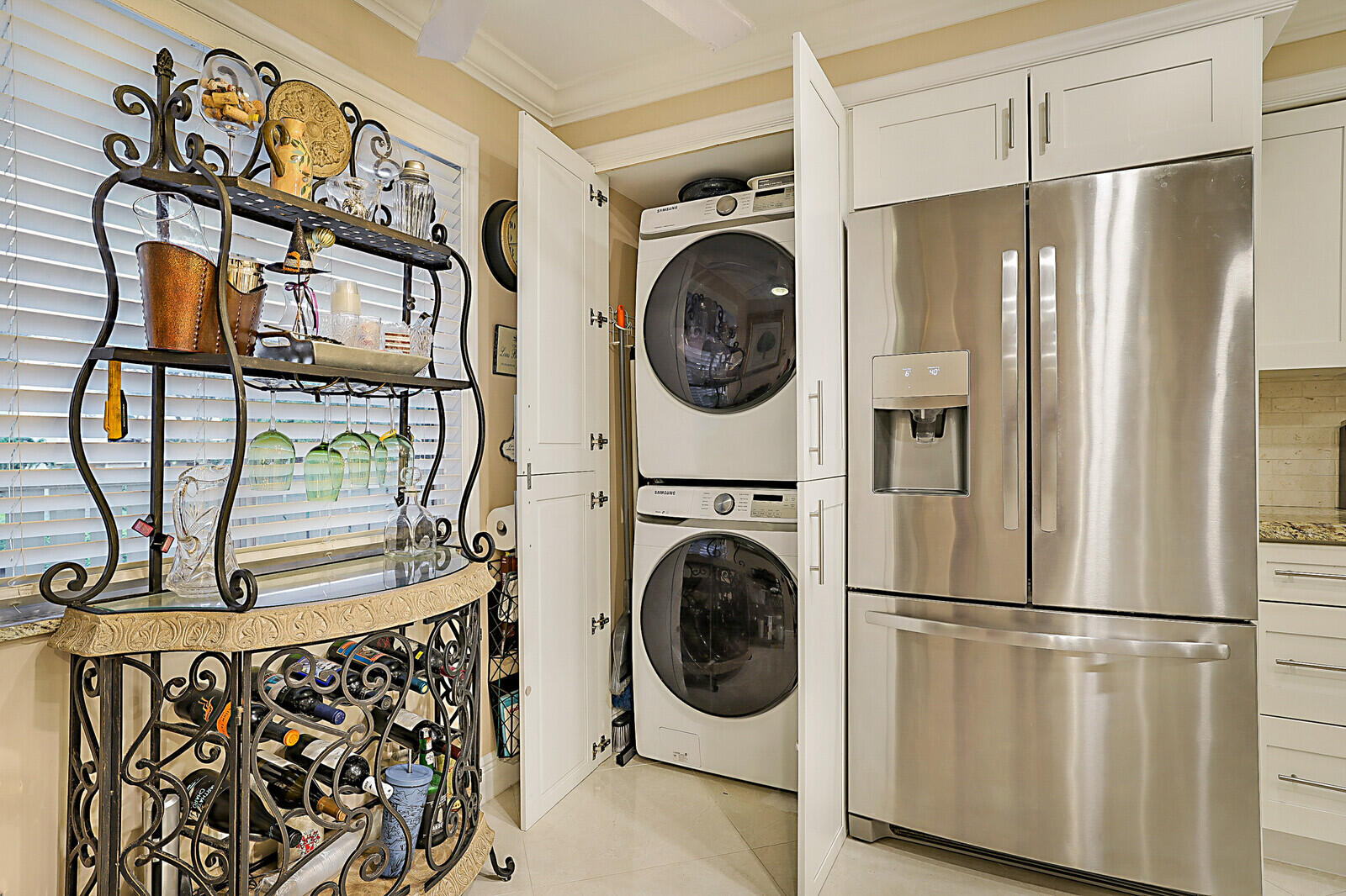 7286 Huntington Lane 204