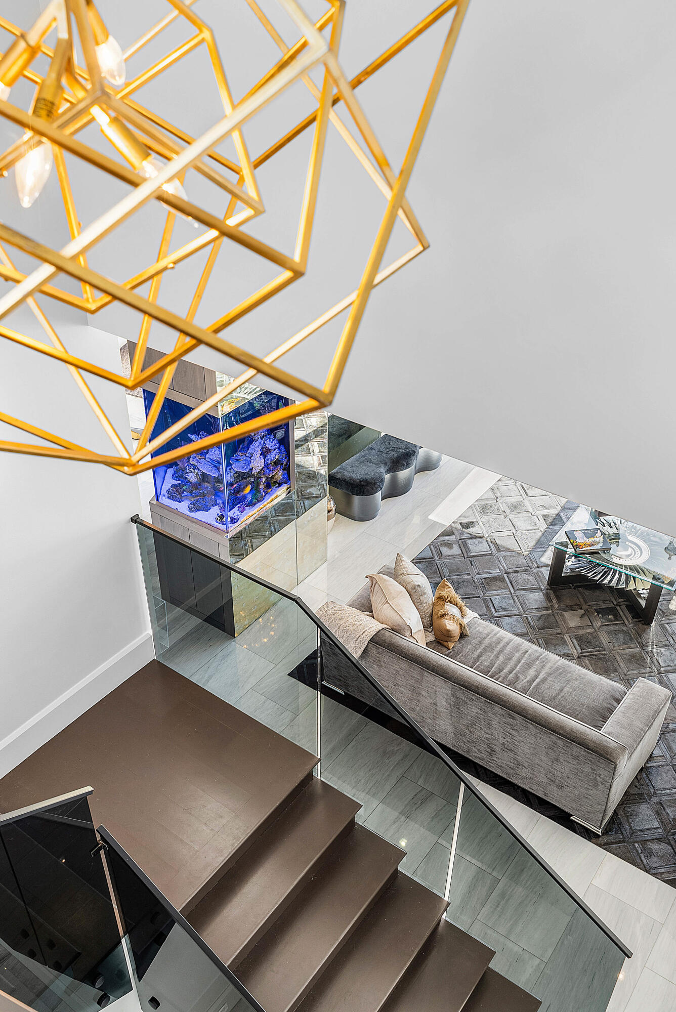 896 NE Mulberry Drive