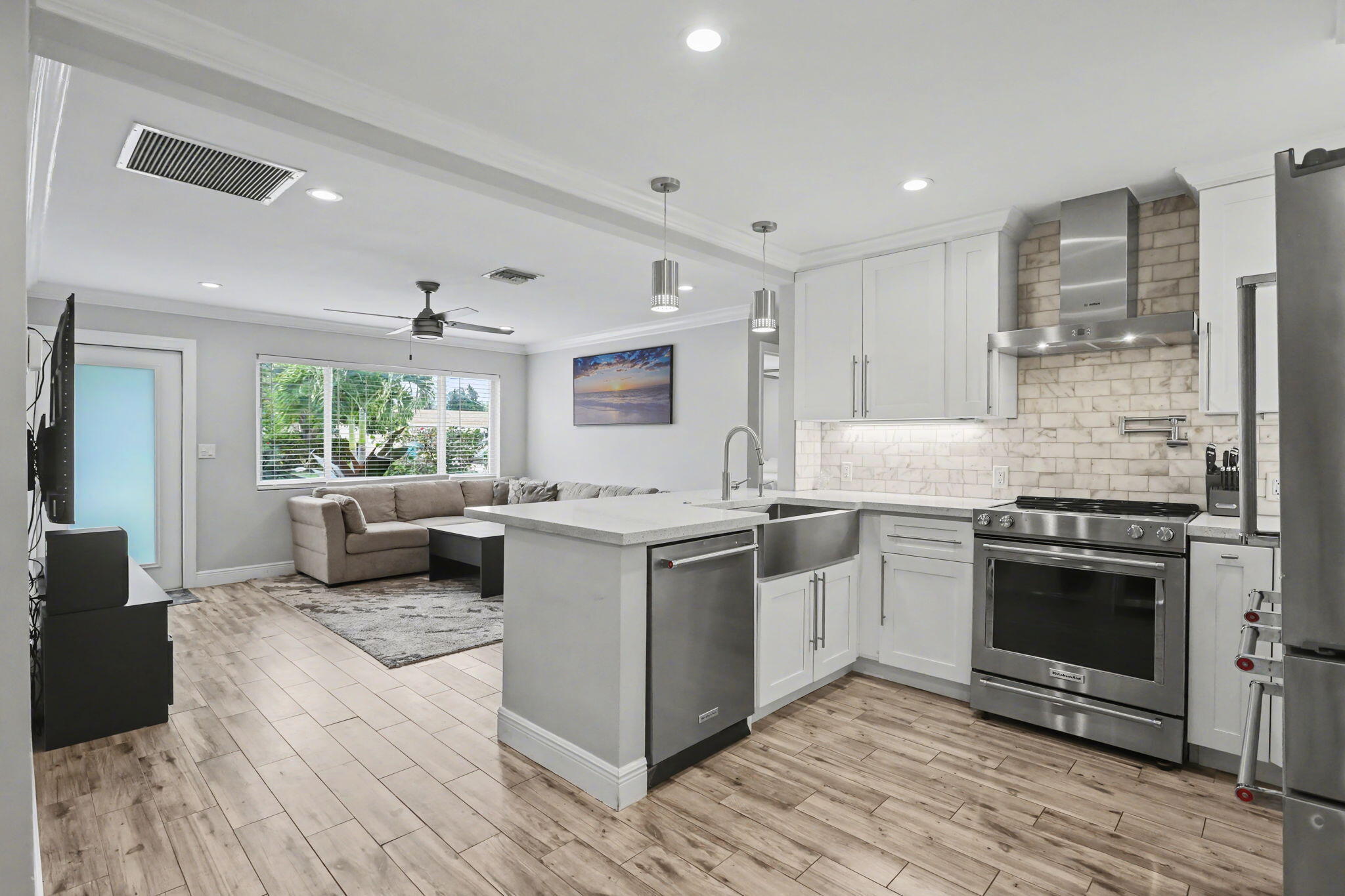 124 SW 11th Avenue