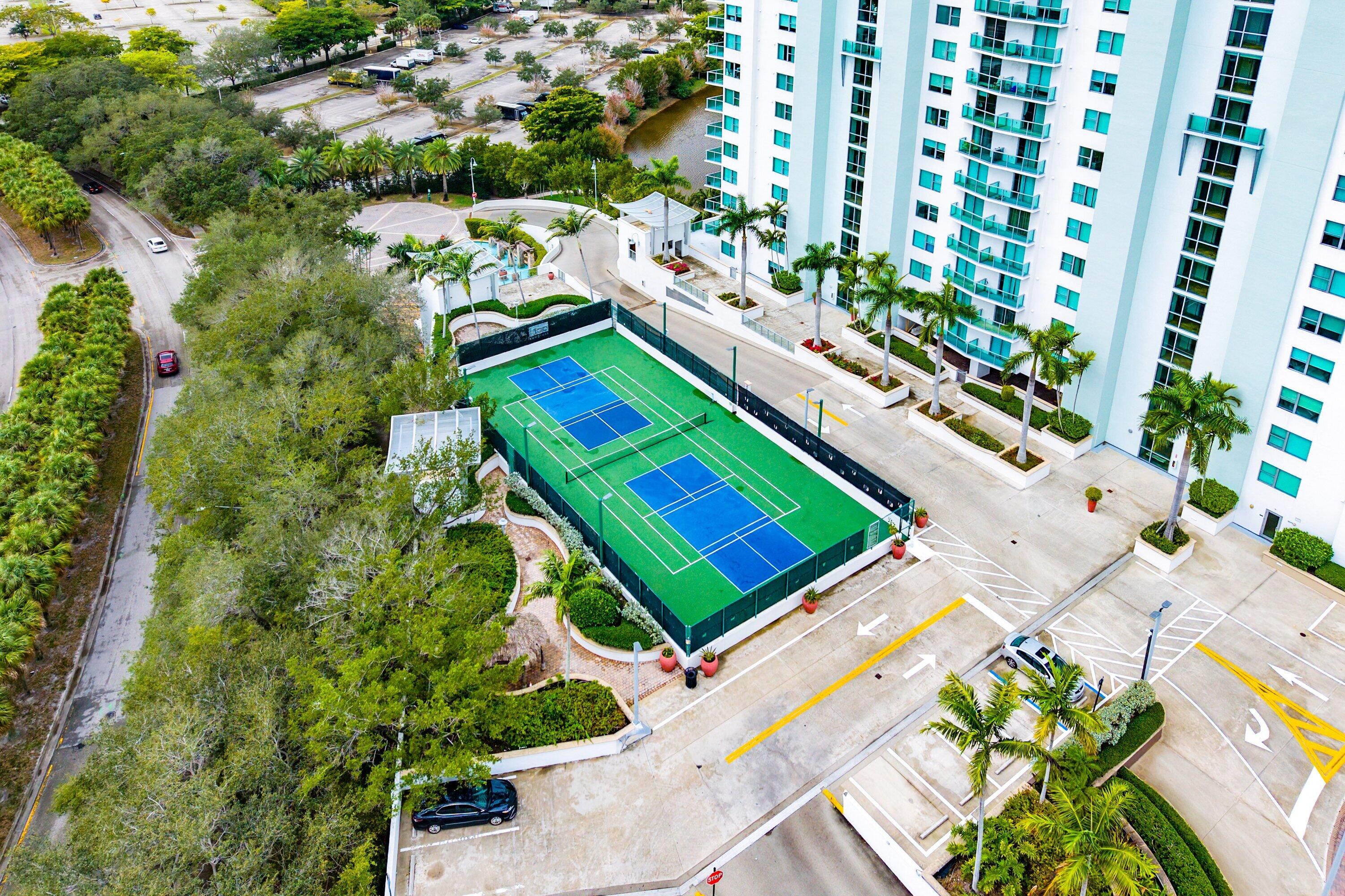 2641 N Flamingo Road 2701n