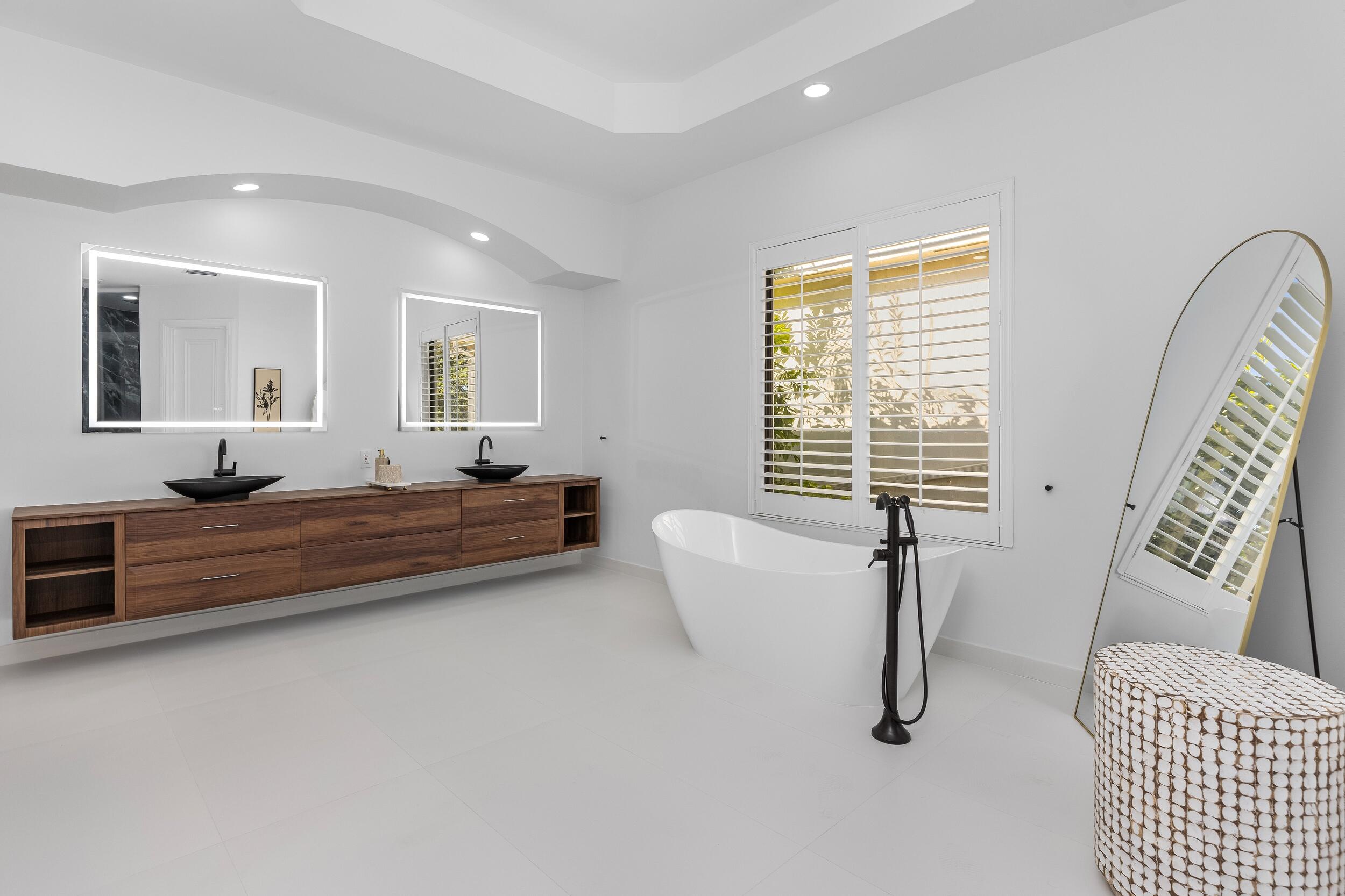 17606 Circle Pond Court