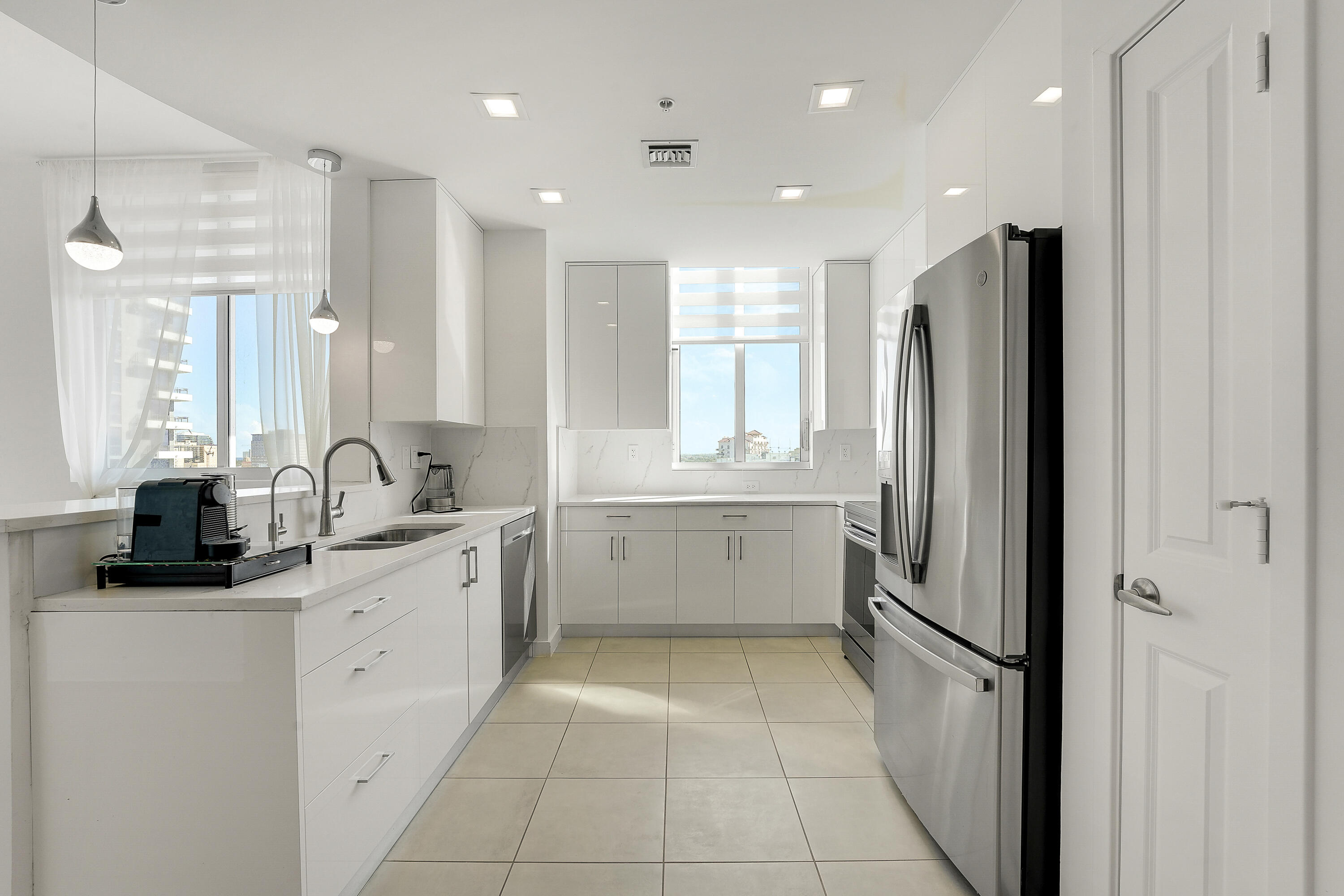 300 S Australian Avenue 1218