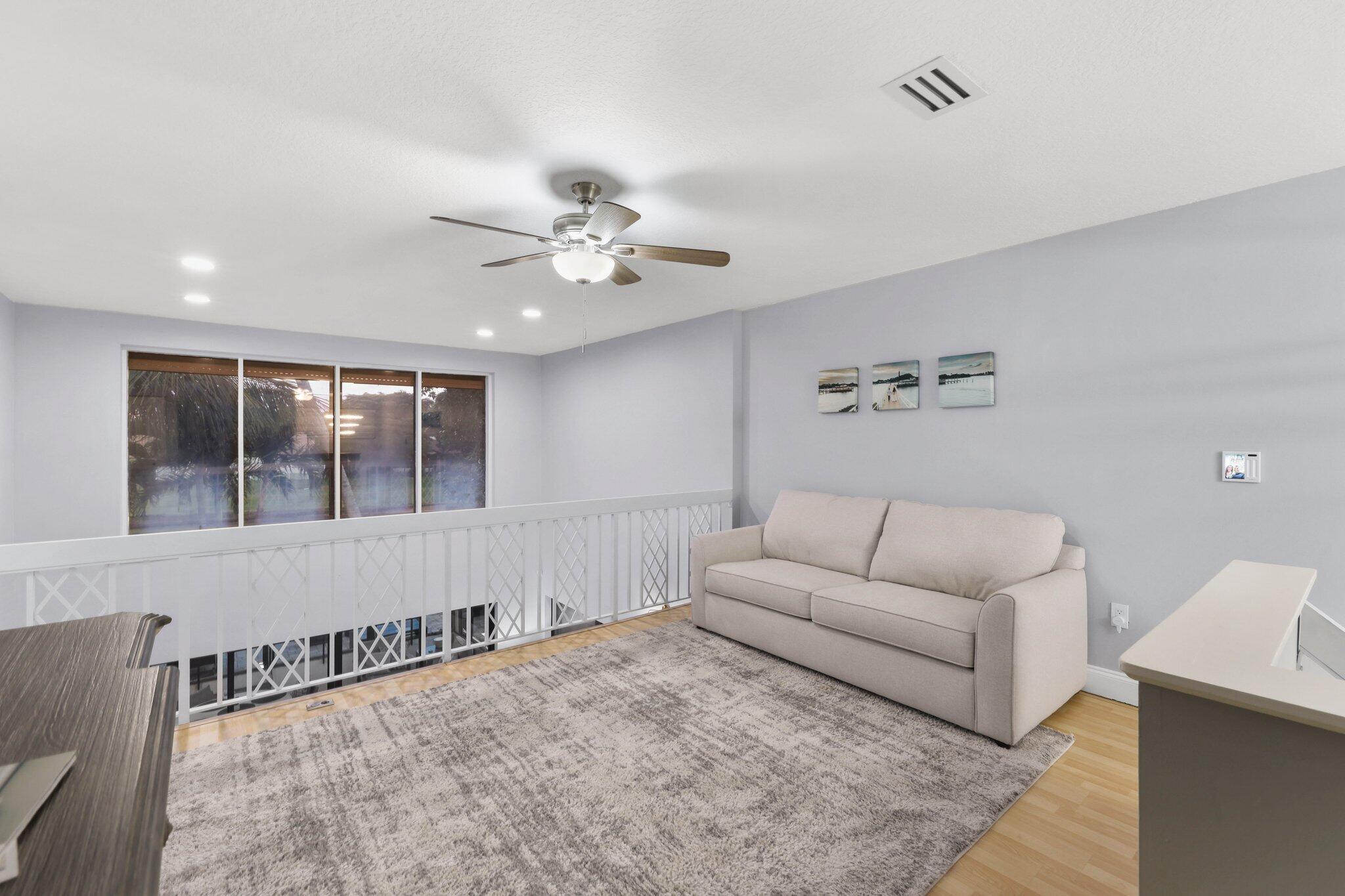 400 SW 28th Avenue