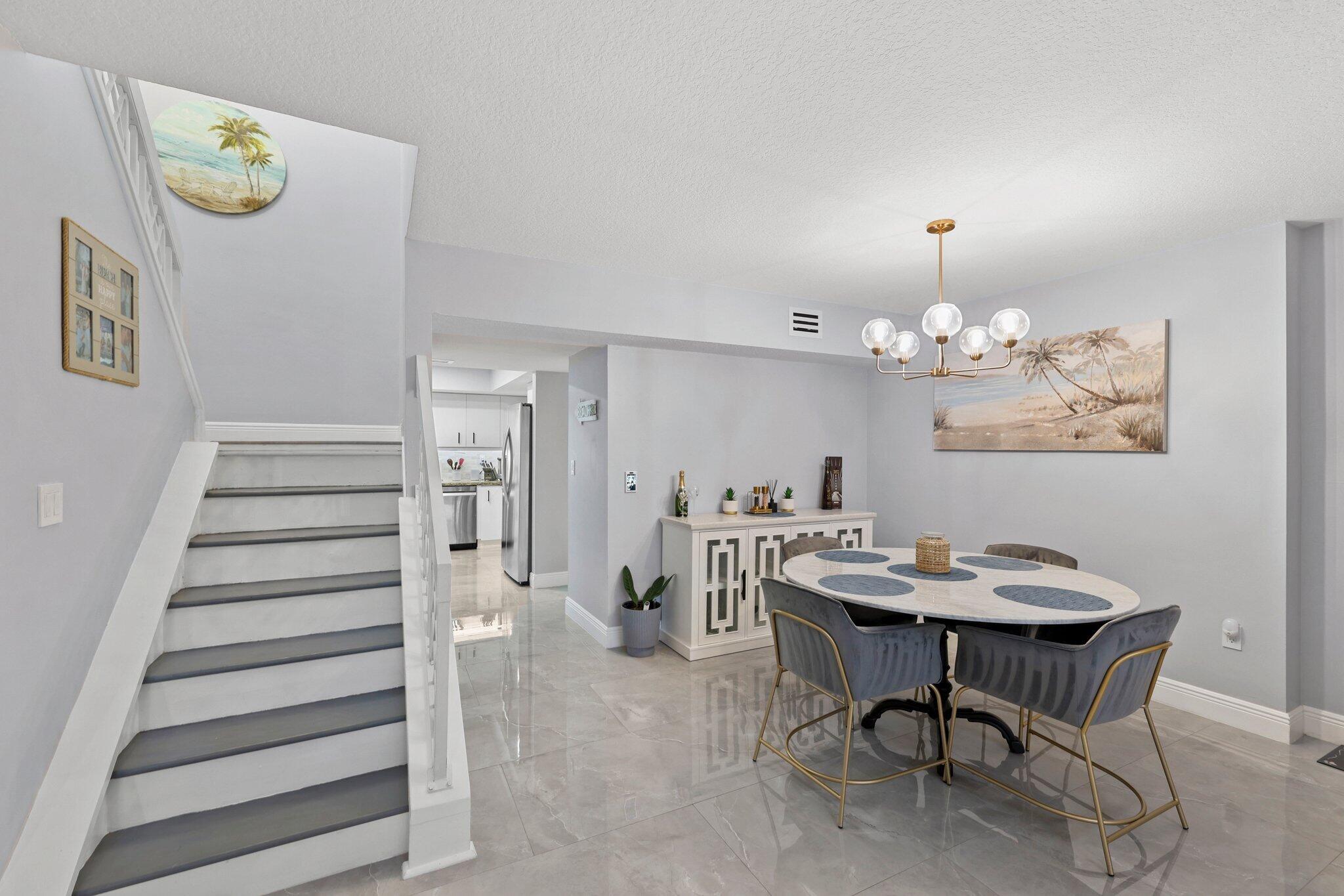 400 SW 28th Avenue