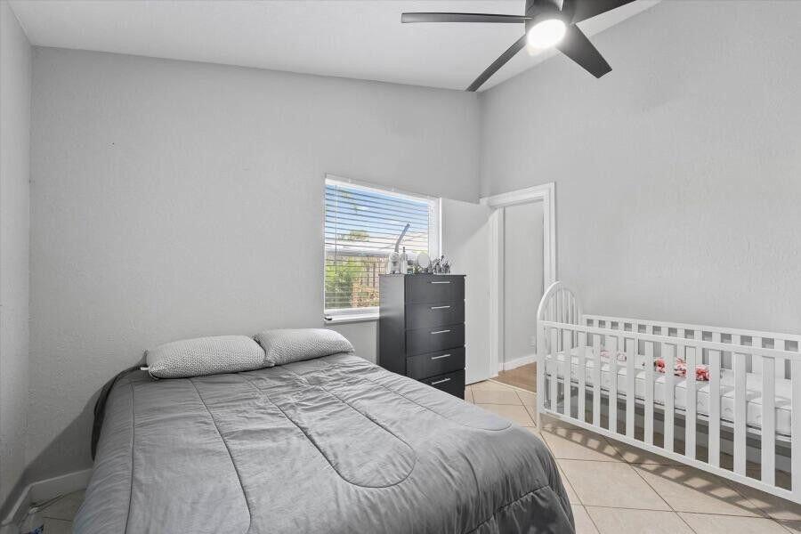 3593 Elizabeth Street