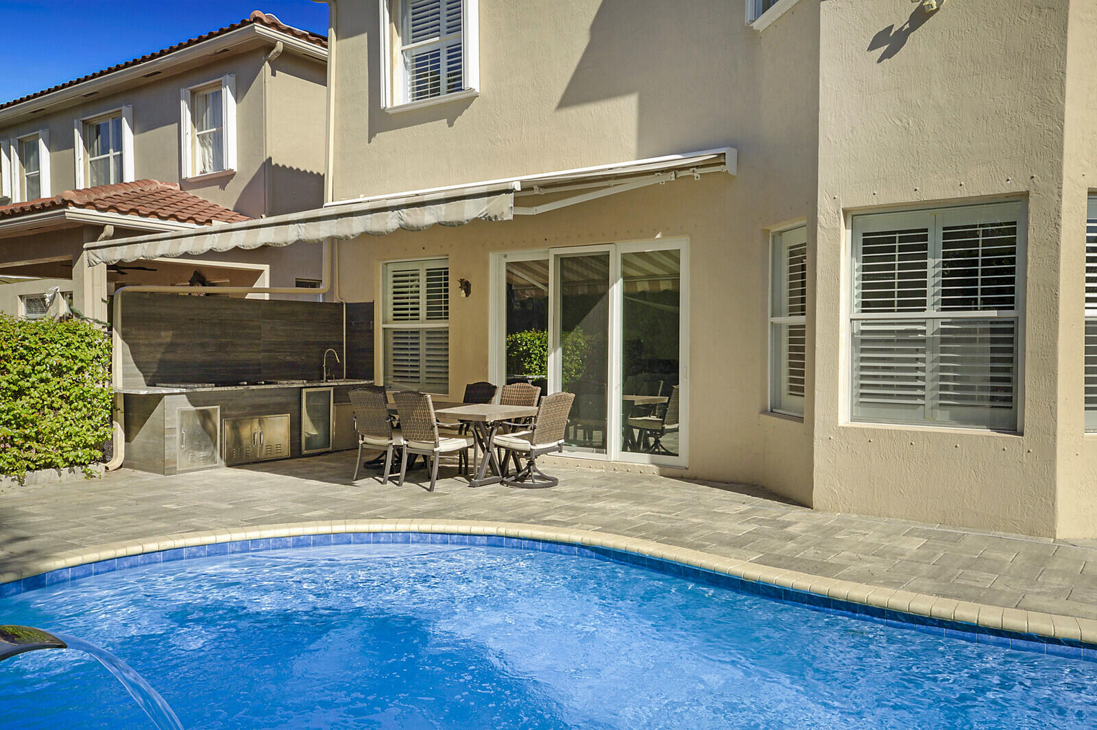 7167 Ivy Crossing Lane