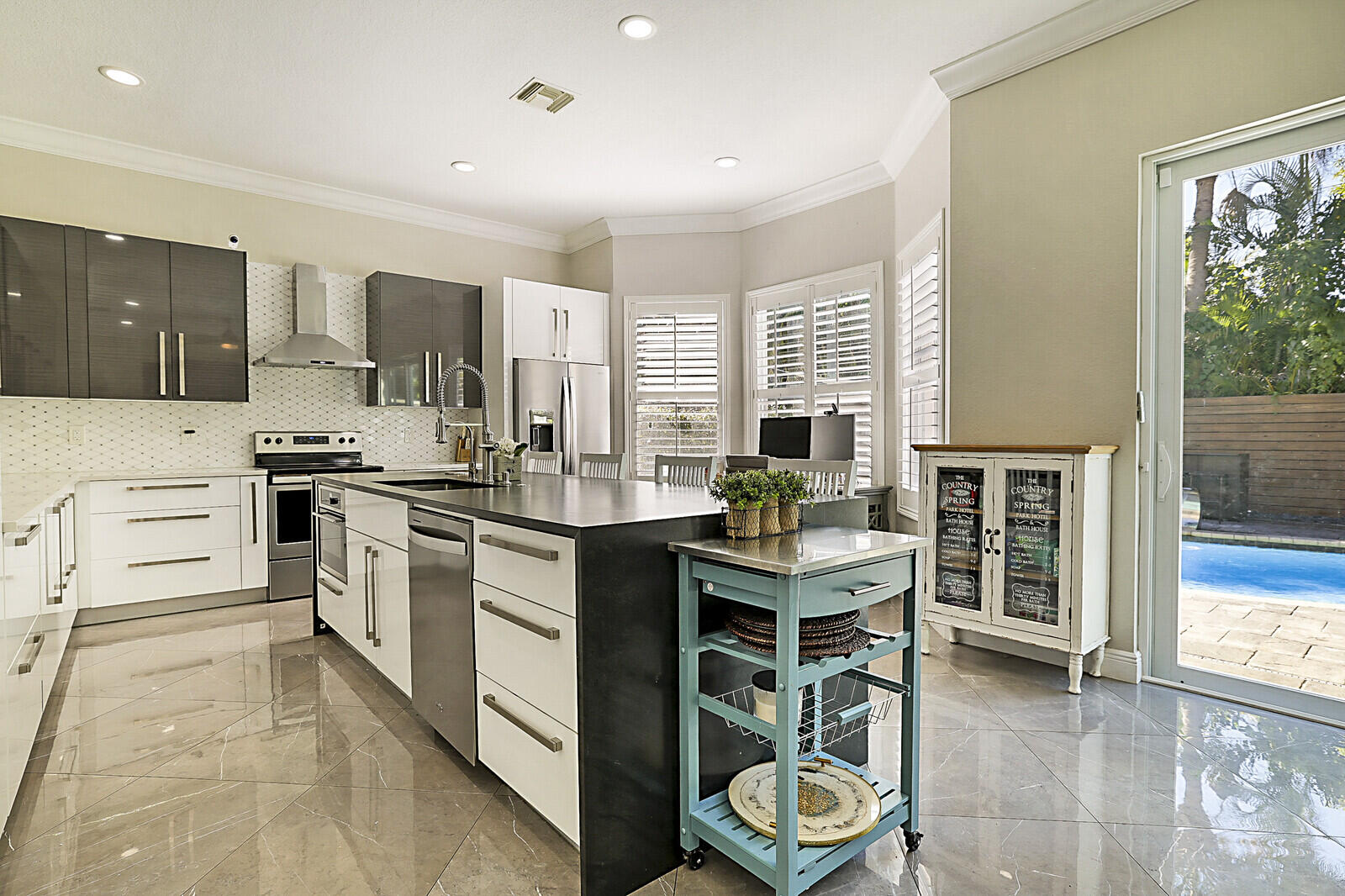 7167 Ivy Crossing Lane