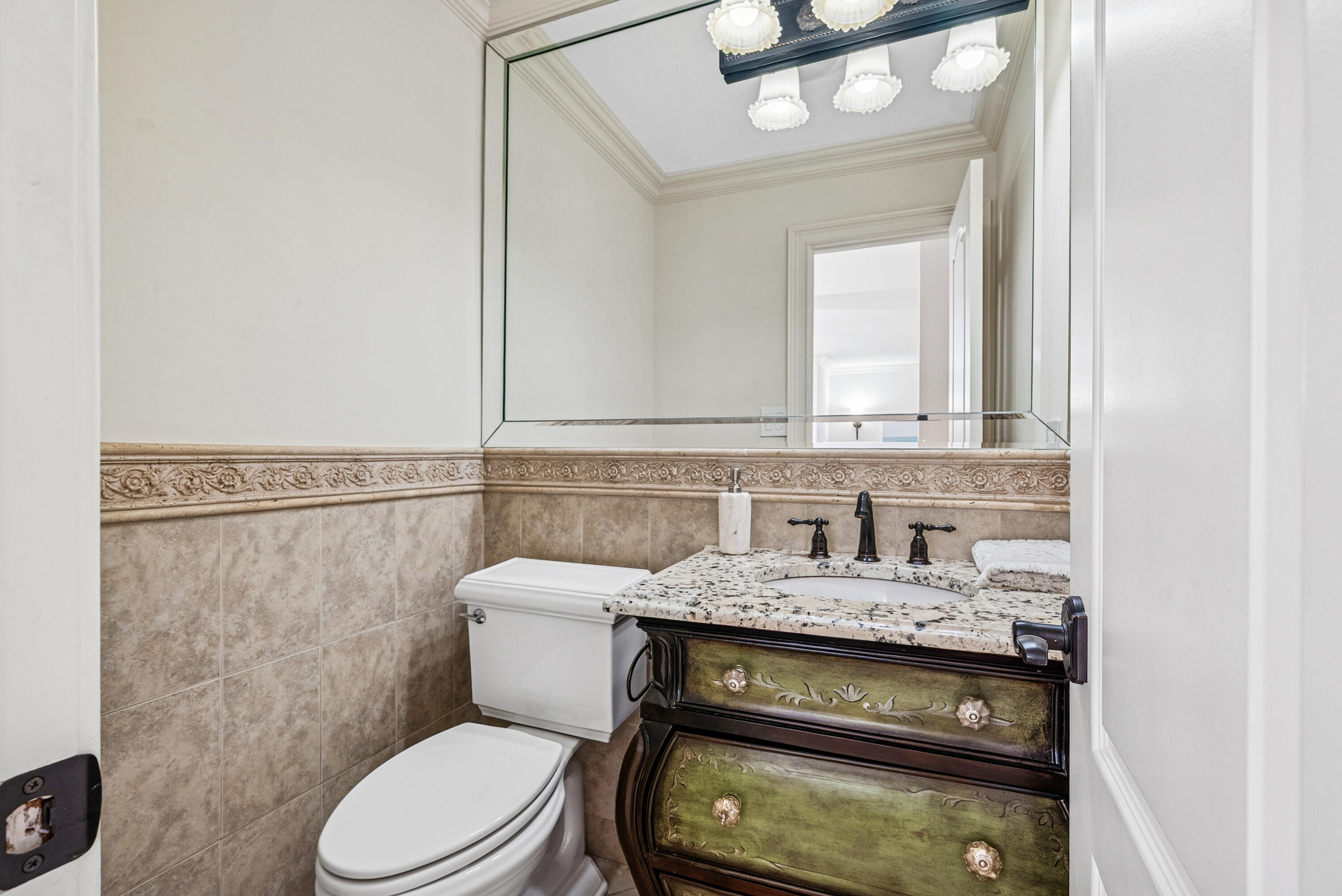 3703 Lowson Boulevard