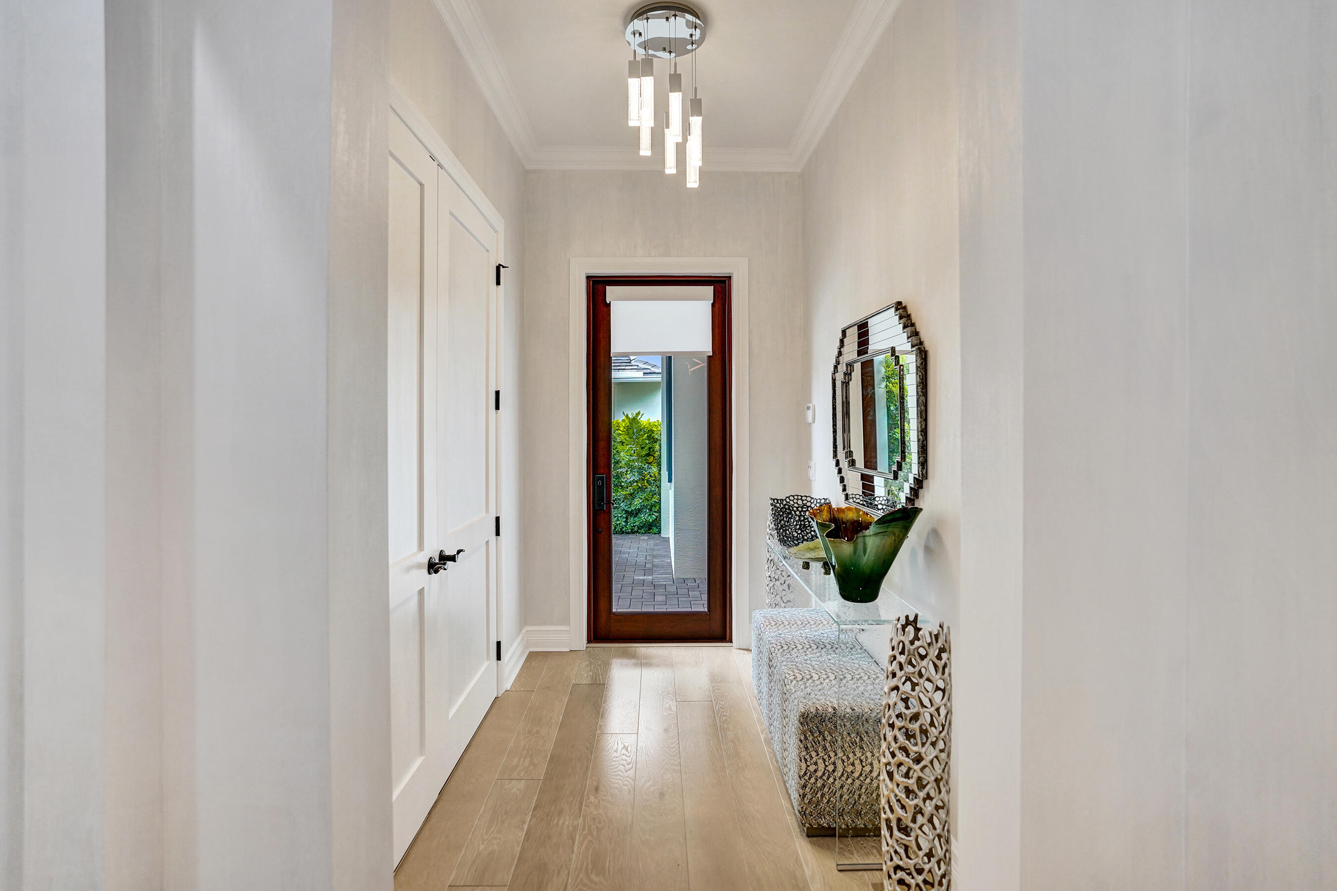 2590 Estates Drive 10