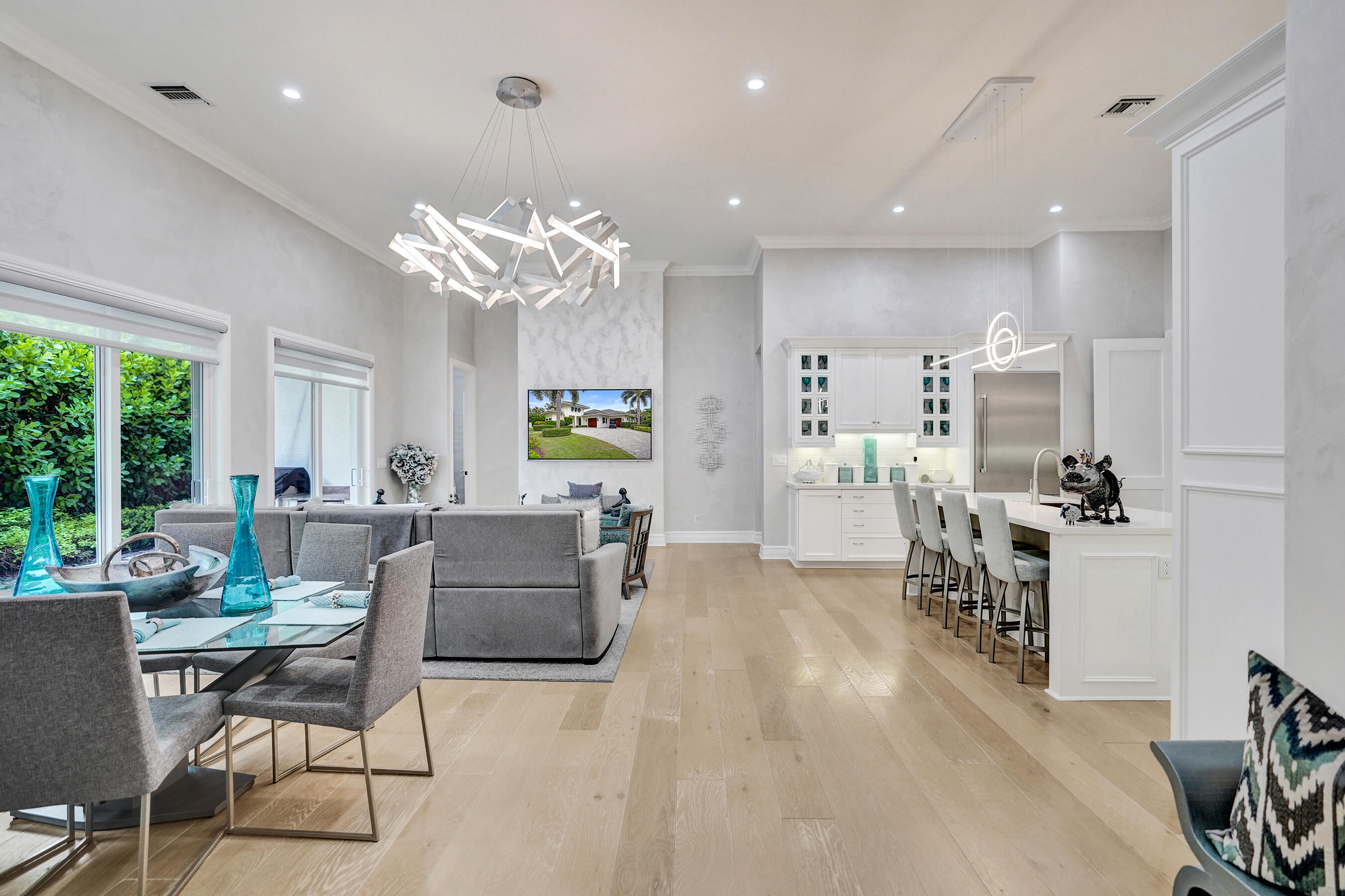 2590 Estates Drive 10