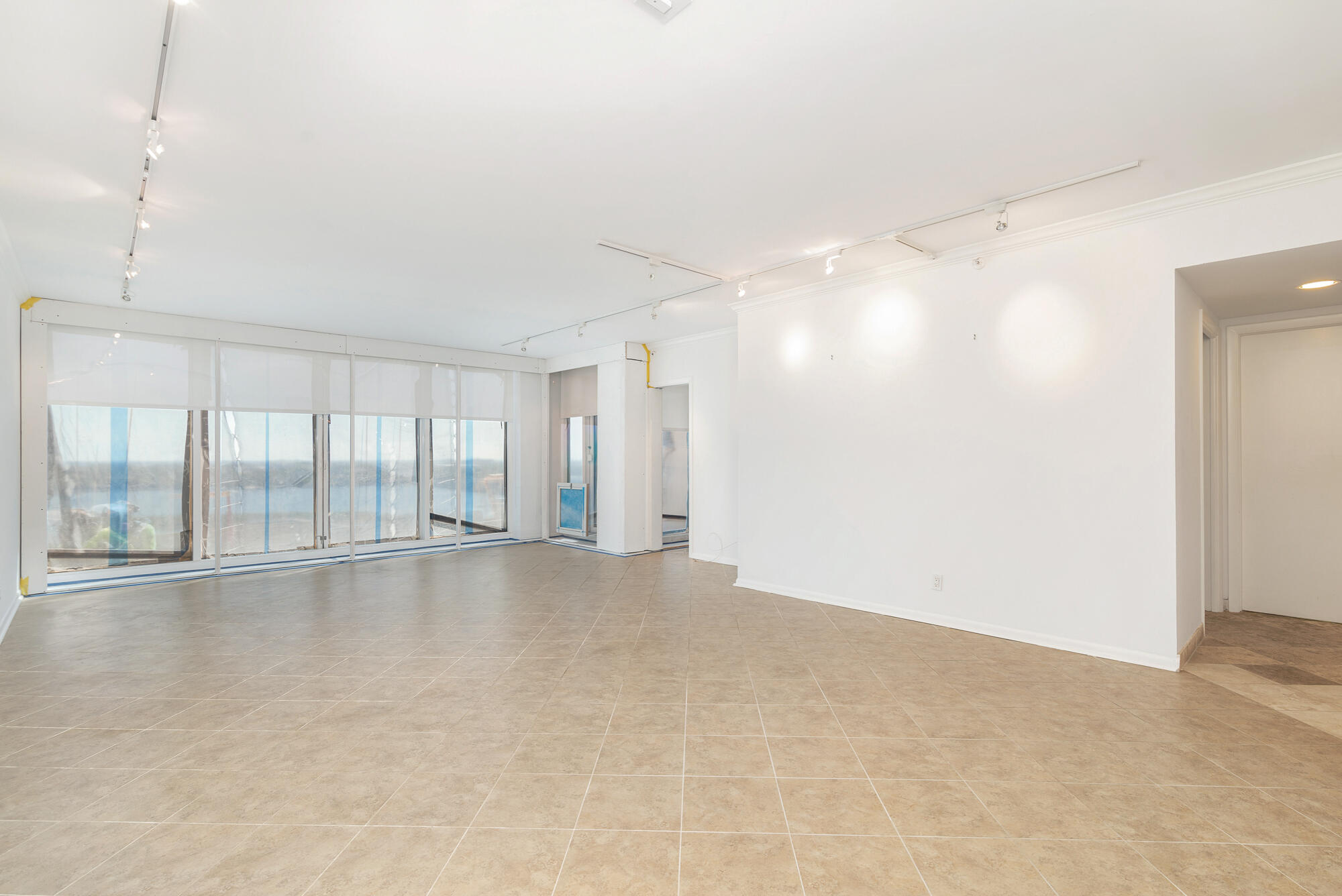 525 S Flagler Drive 9b