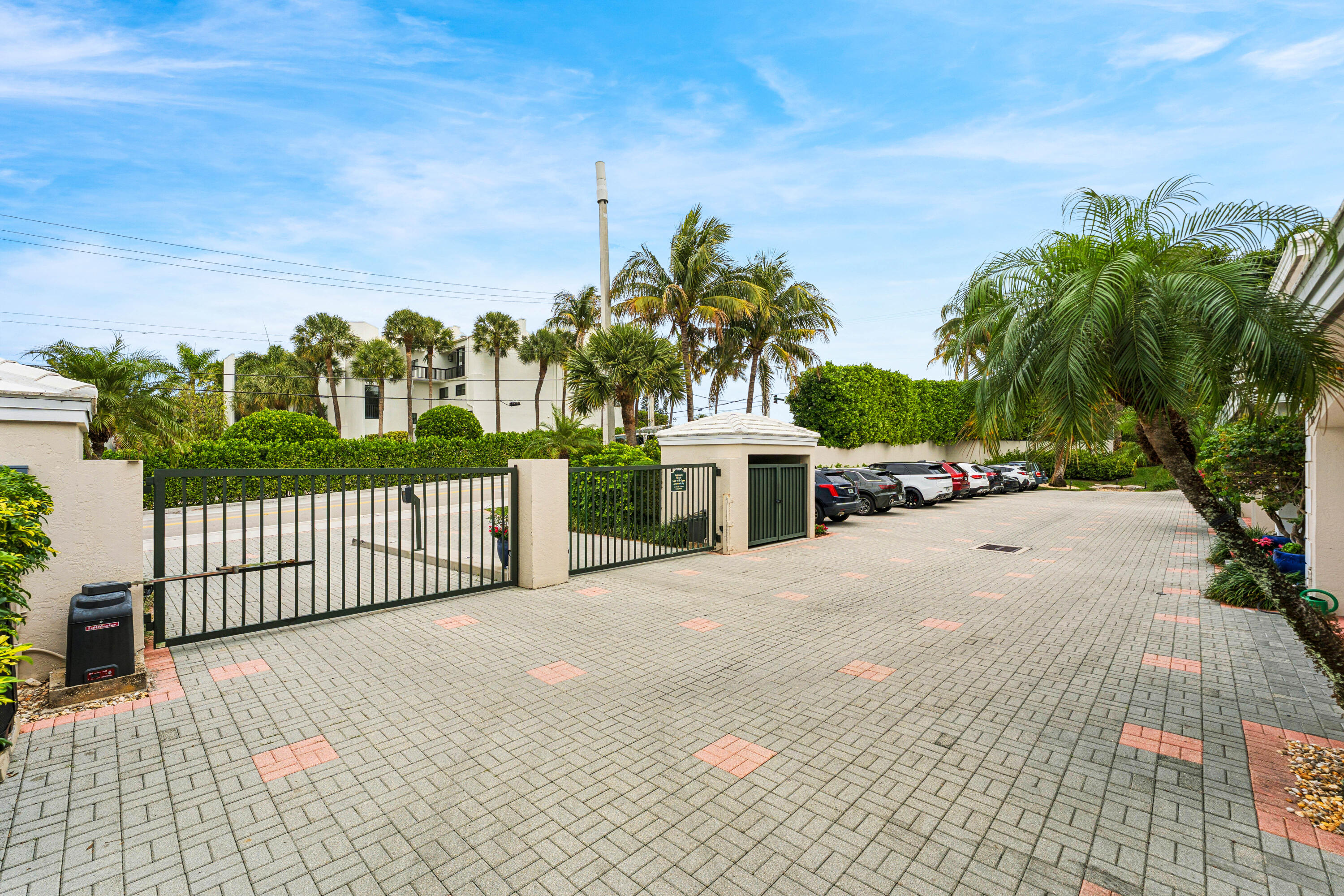 1278 George Bush Boulevard