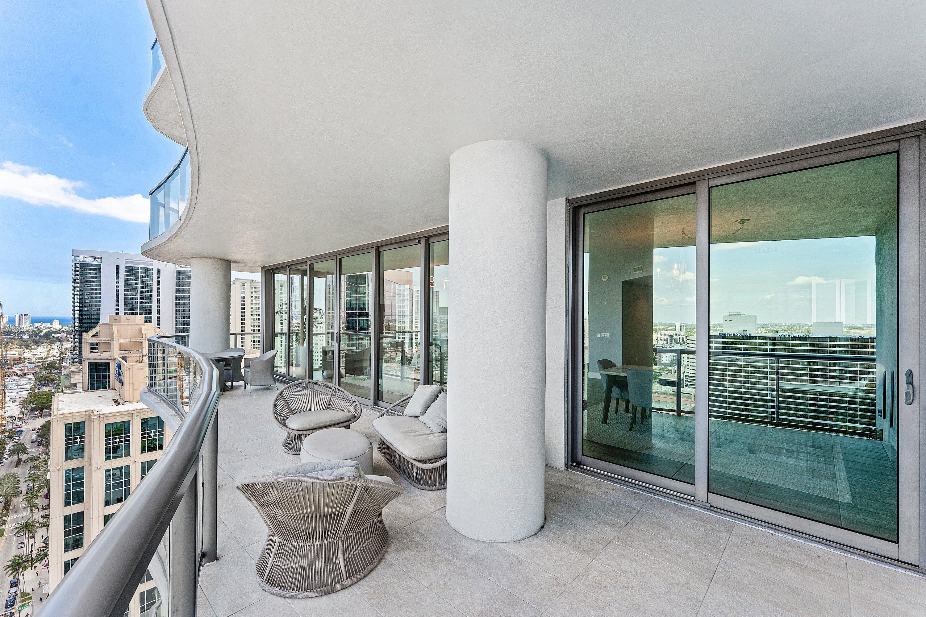 100 E Las Olas Boulevard 3001