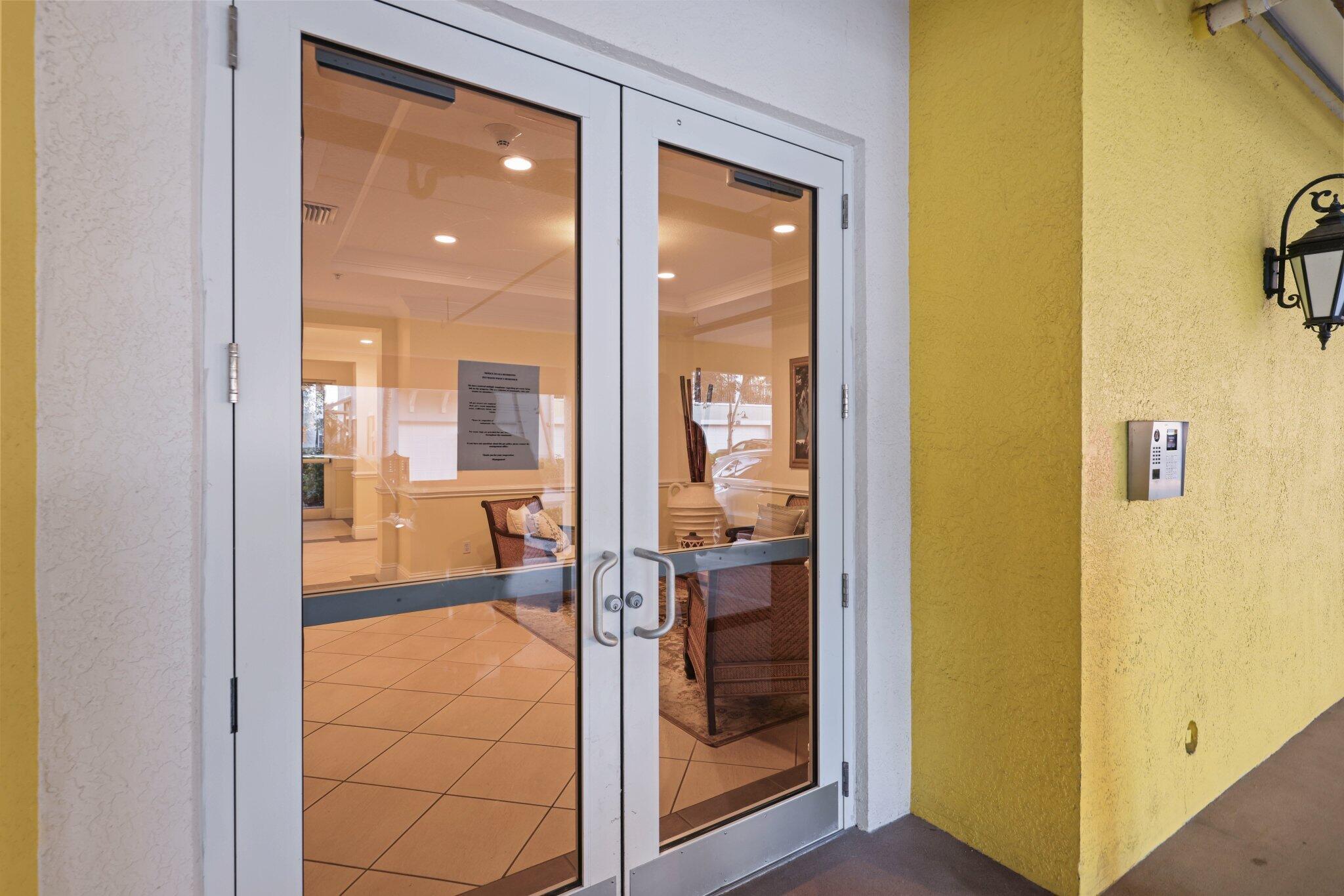 226 N Latitude Circle 203