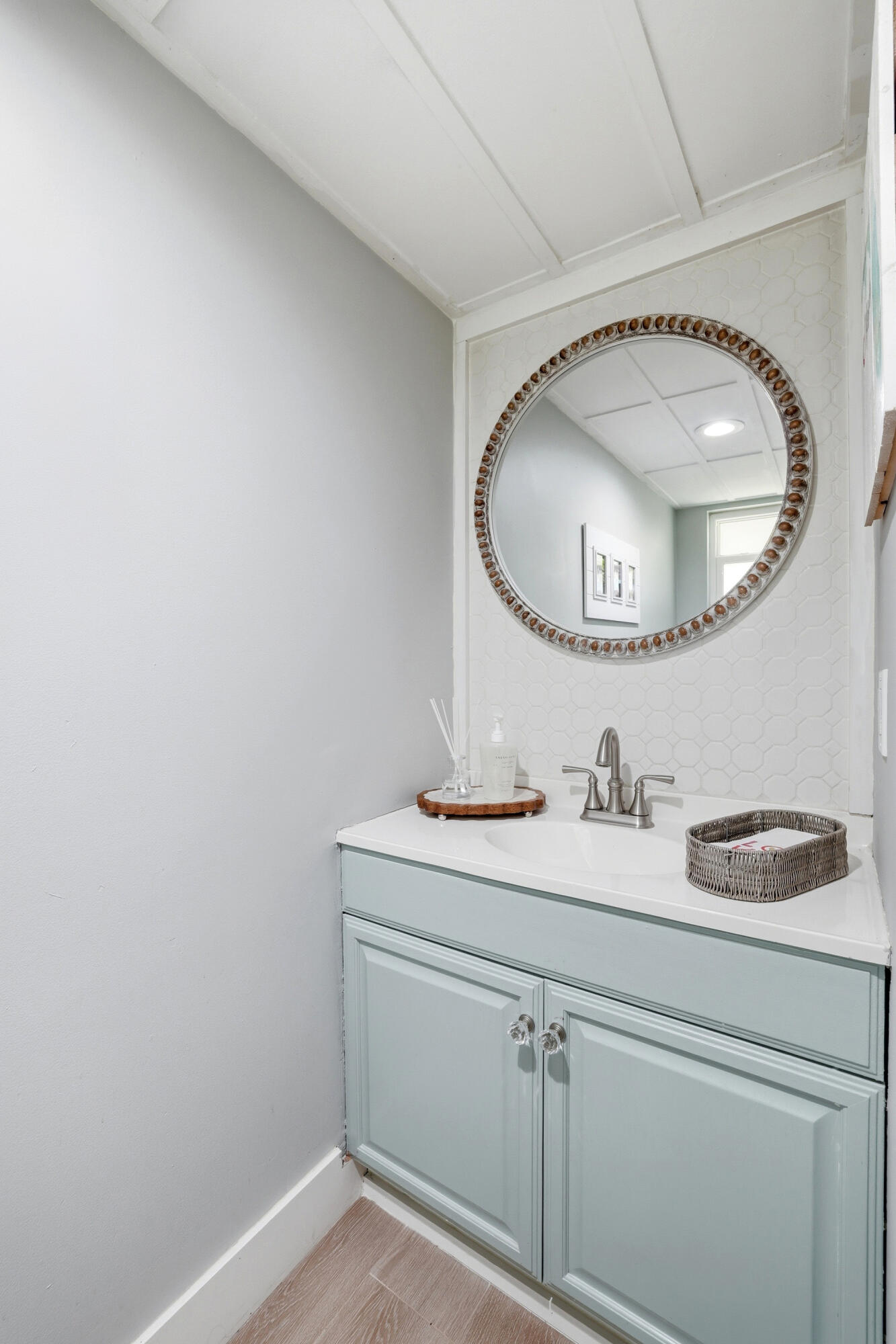 624 Whippoorwill Row