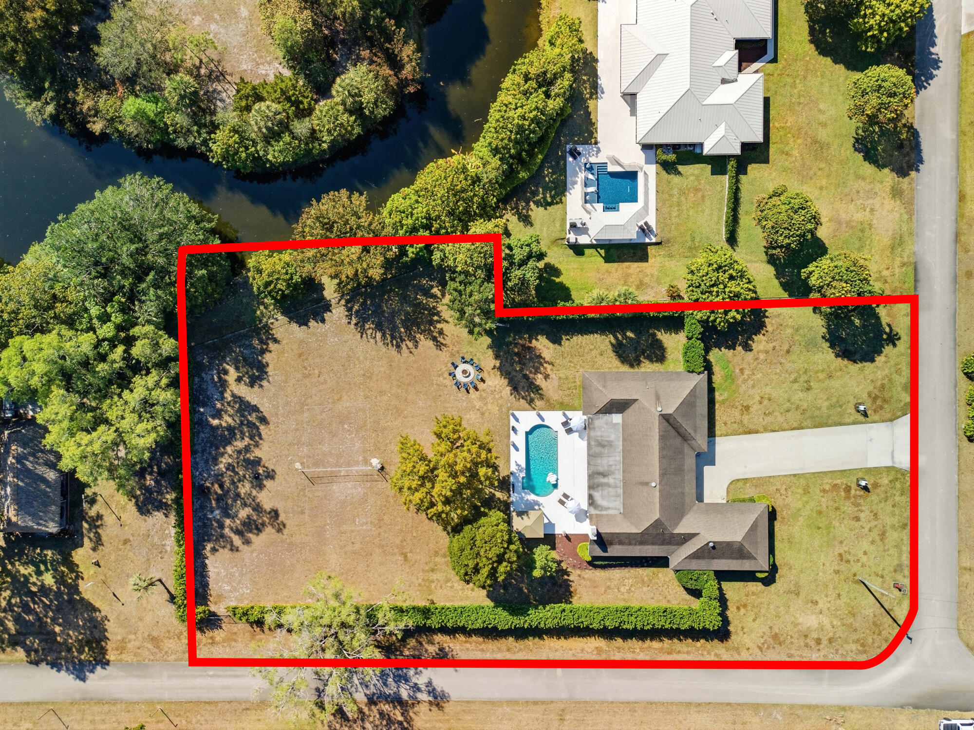 624 Whippoorwill Row