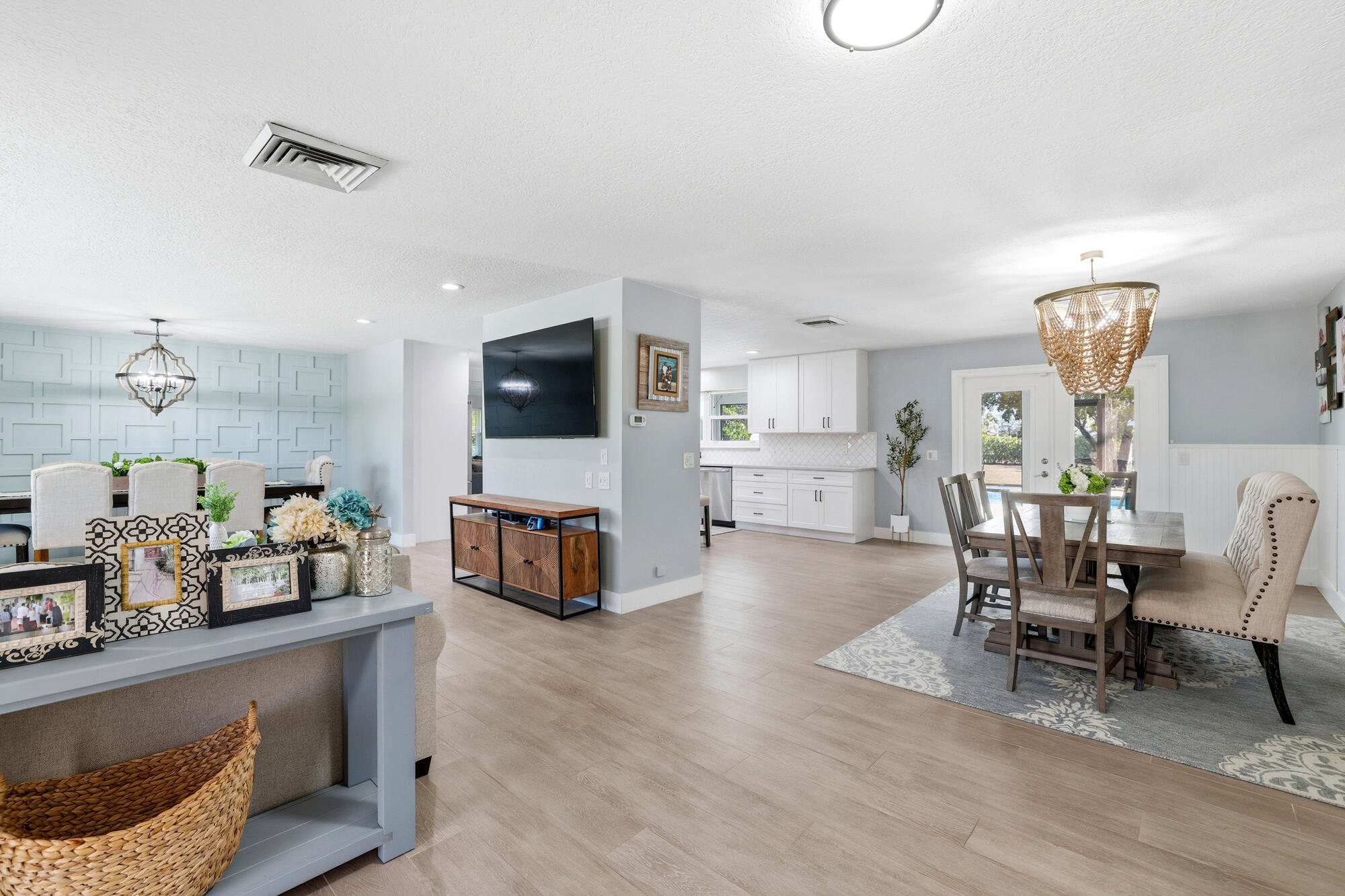 624 Whippoorwill Row