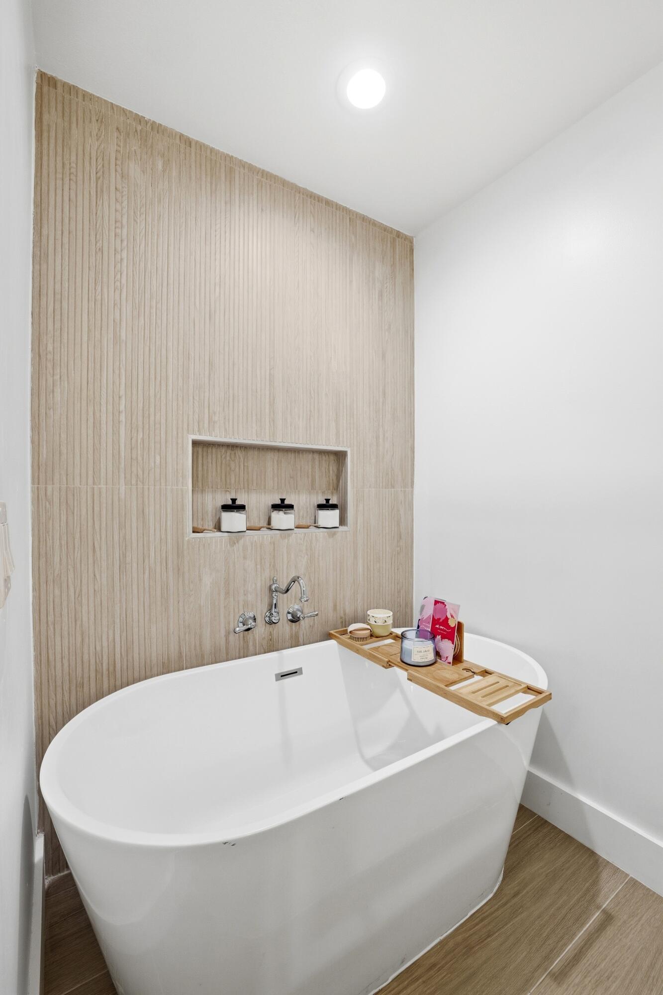 624 Whippoorwill Row