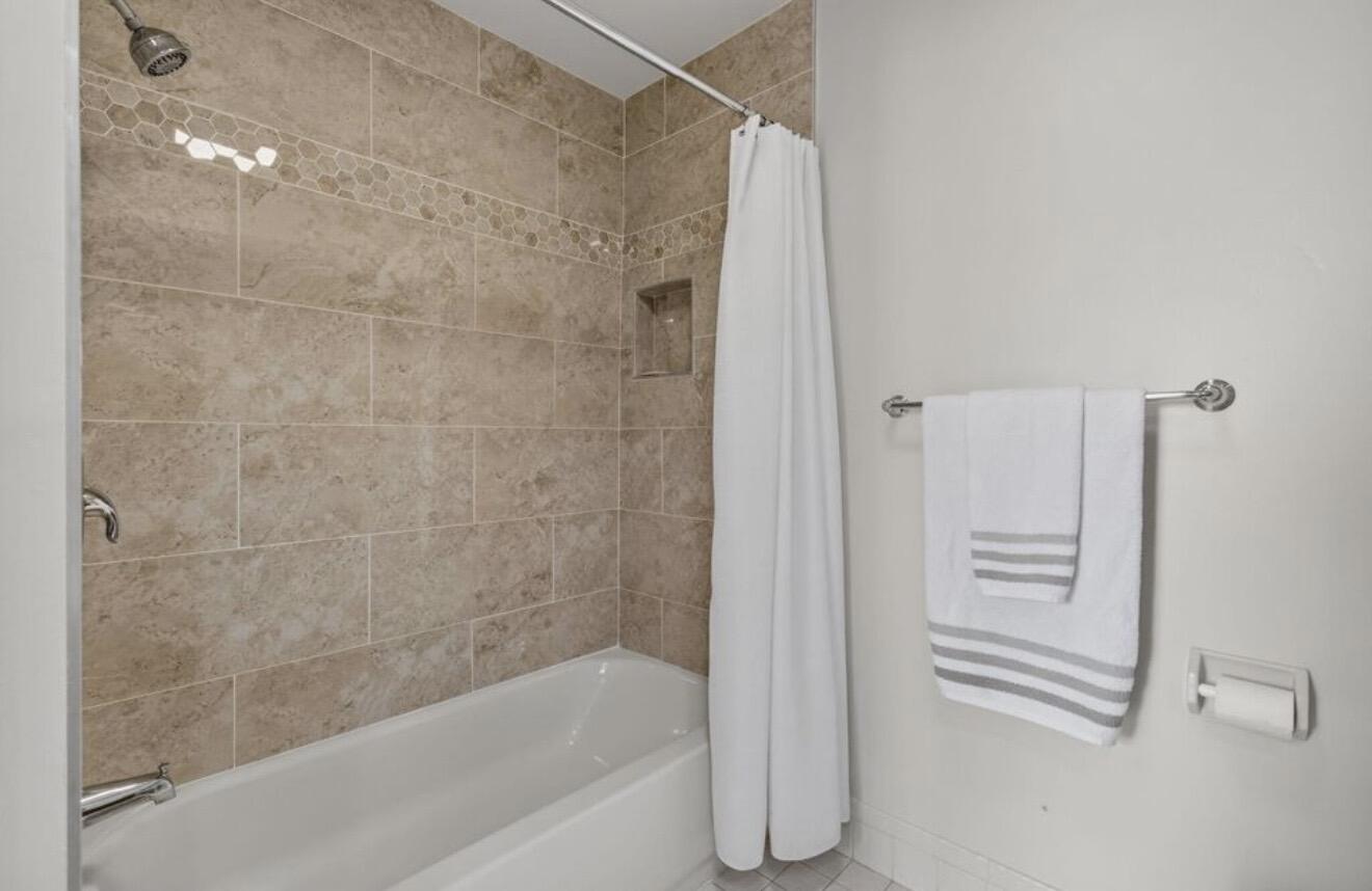 7745 Stanway Place E