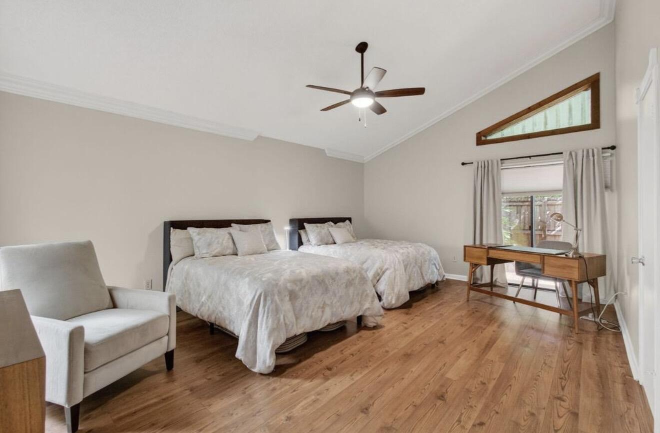 7745 Stanway Place E