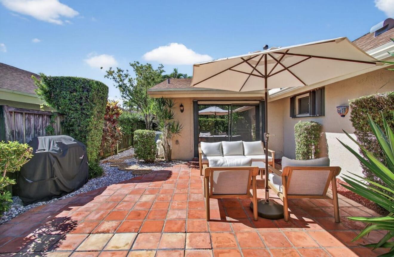 7745 Stanway Place E