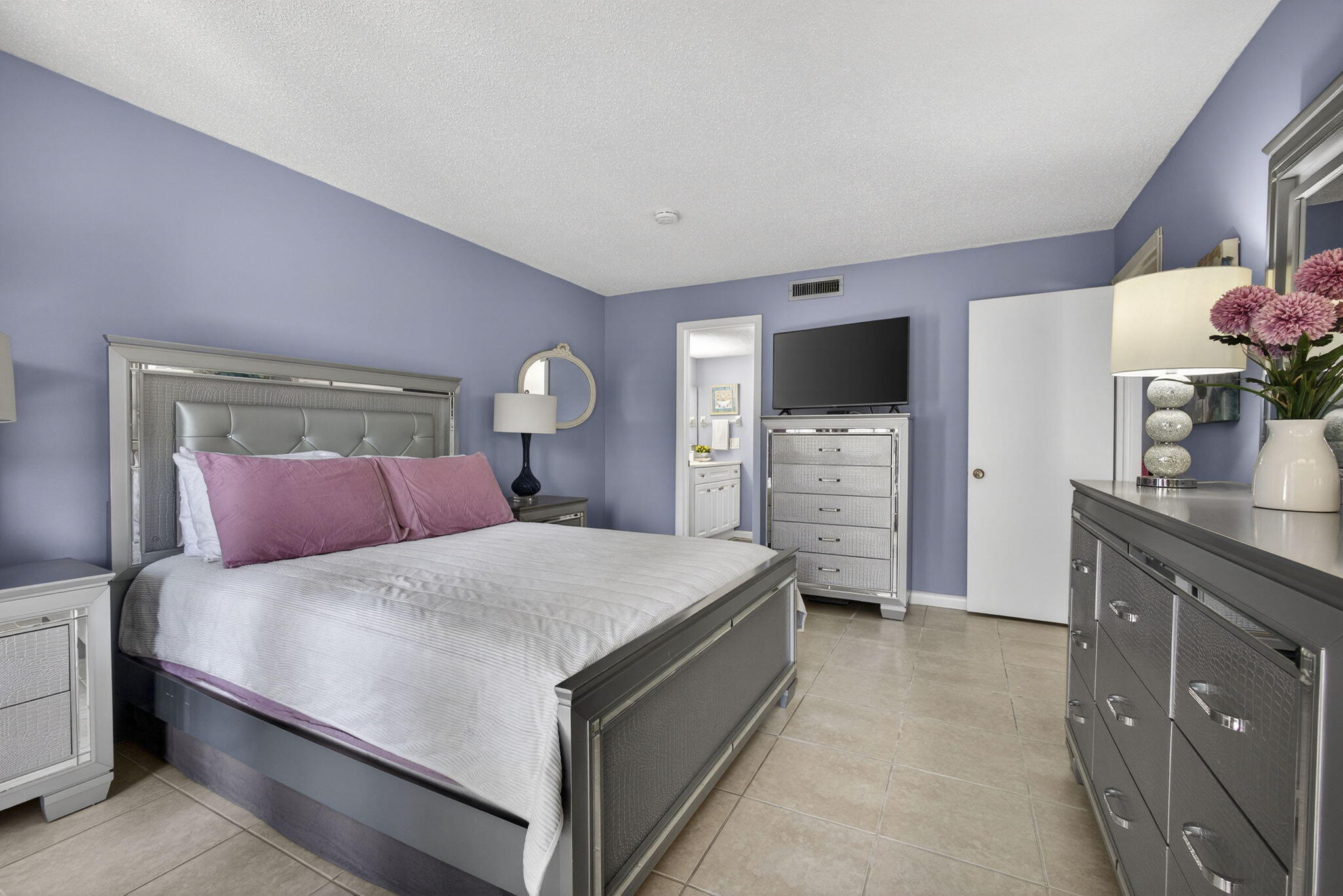 12020 W Greenway Drive 102