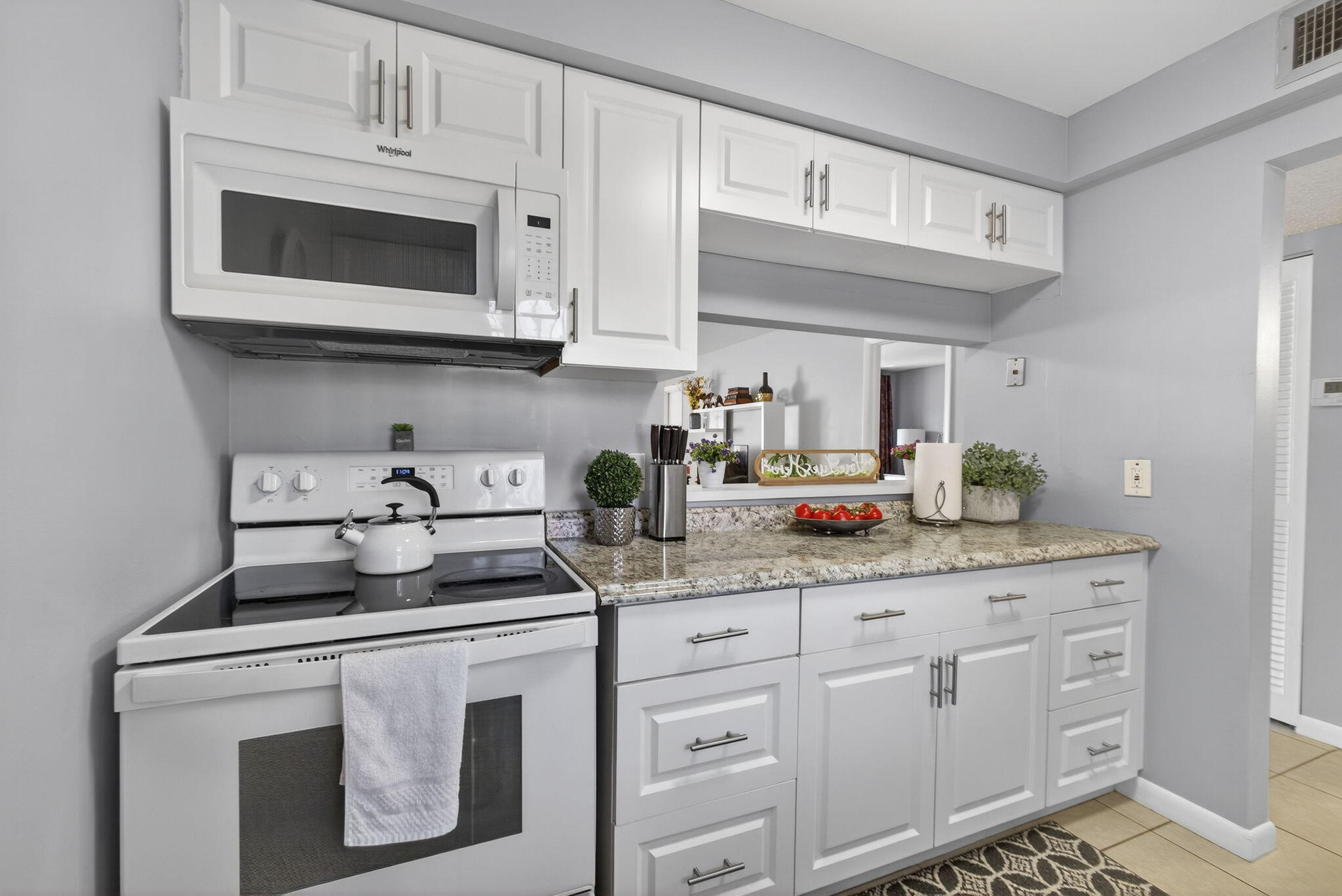 12020 W Greenway Drive 102