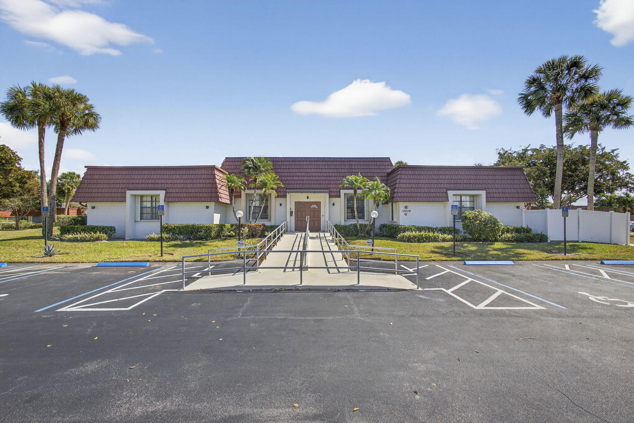 12020 W Greenway Drive 102