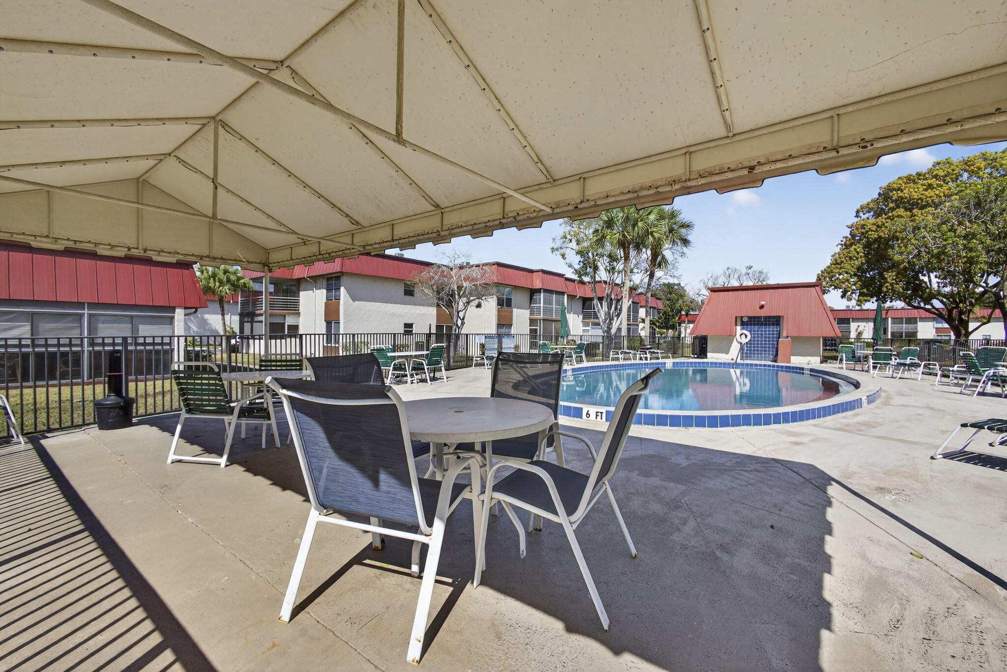 12020 W Greenway Drive 102