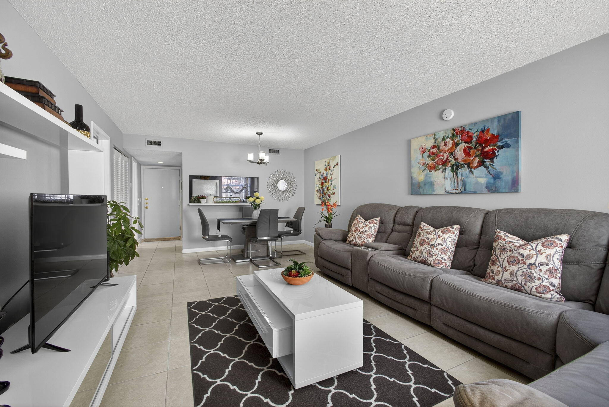 12020 W Greenway Drive 102